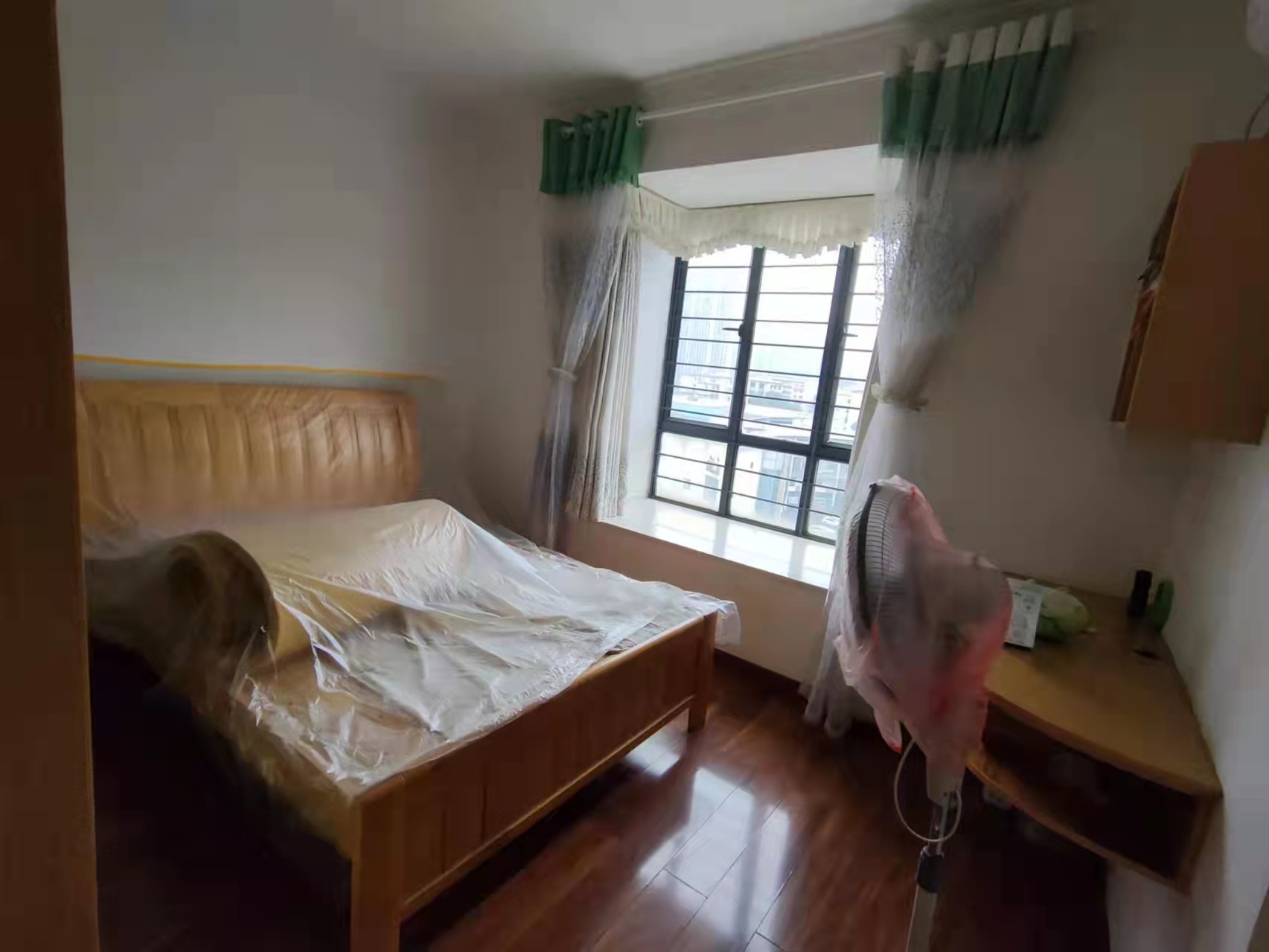 龙洲馨苑  2室2厅1卫    60.0万 龙洲馨苑  2室2厅1卫    60.0万客厅