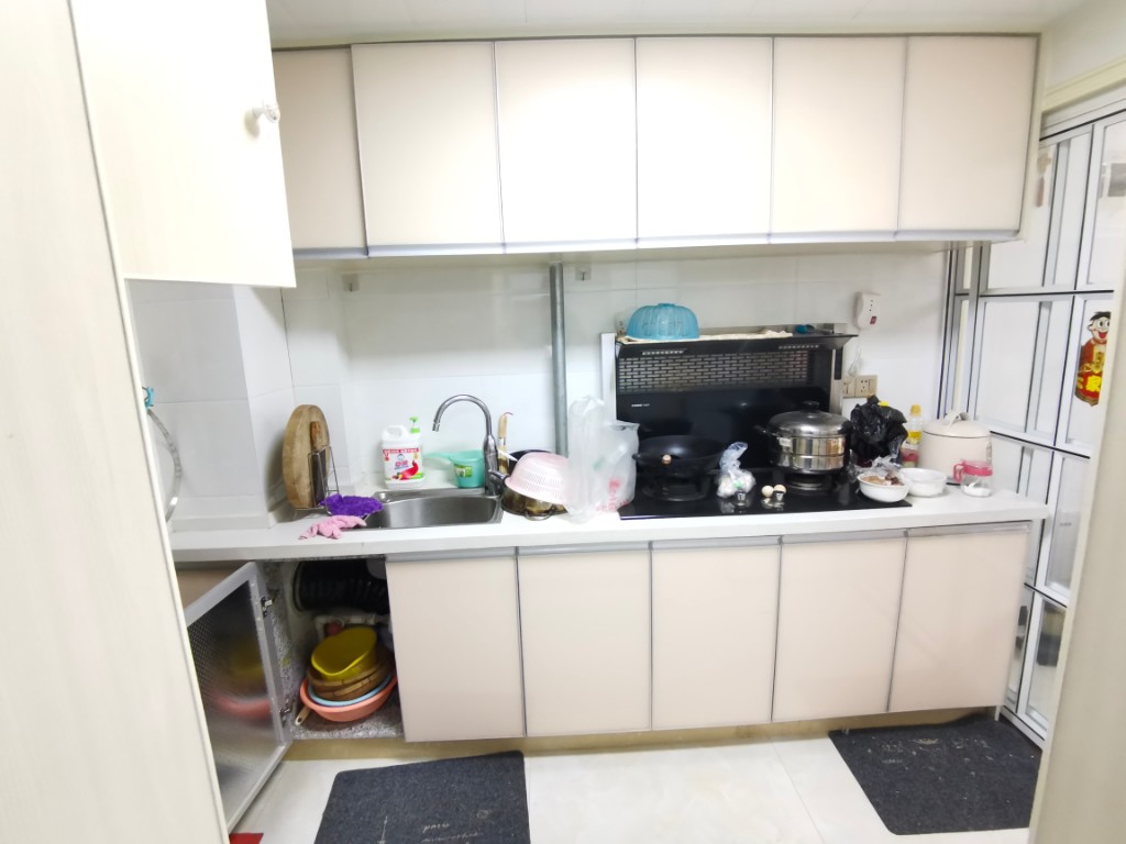 云顶上品  2室1厅1卫    1500.0元/月 云顶上品  2室1厅1卫    1500.0元/月室内图