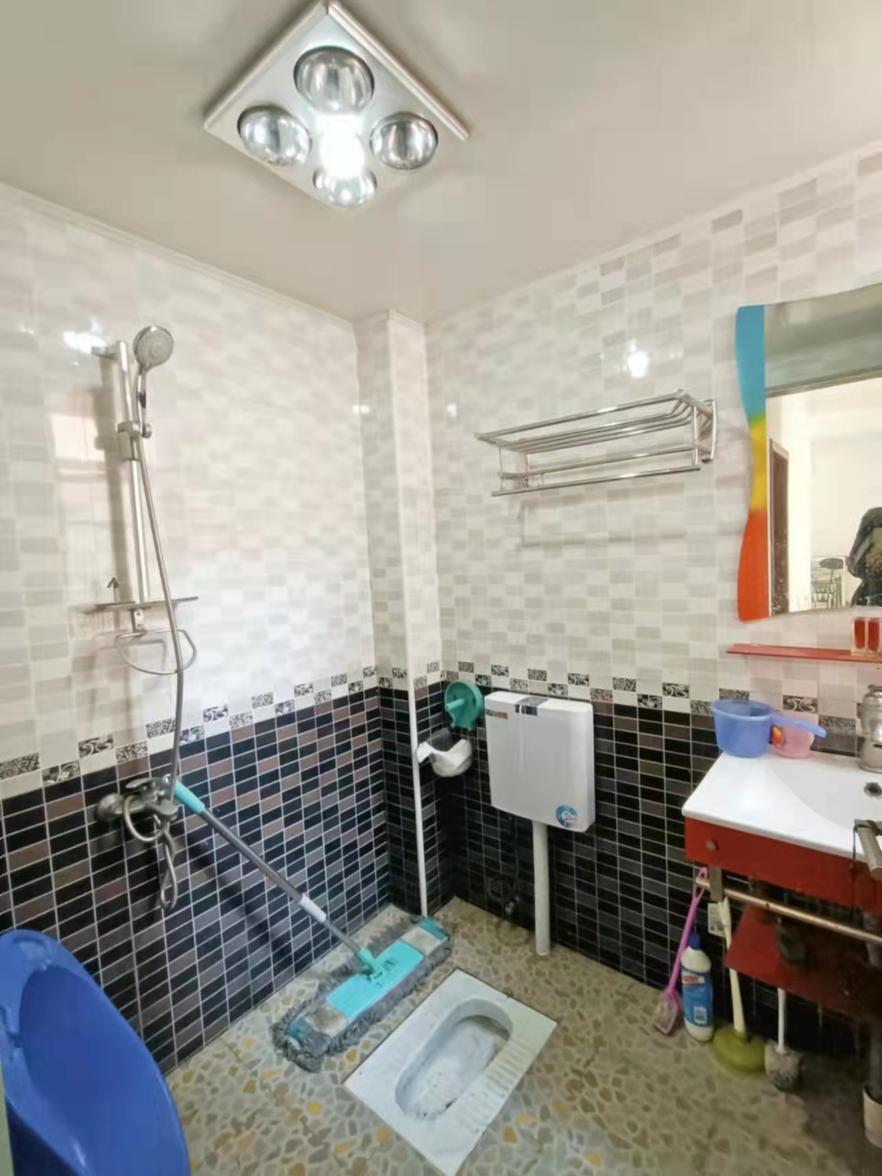 雁城蓝天 3室2厅2卫 2000.0元/月 雁城蓝天 3室2厅2卫 2000.0元/月室内图