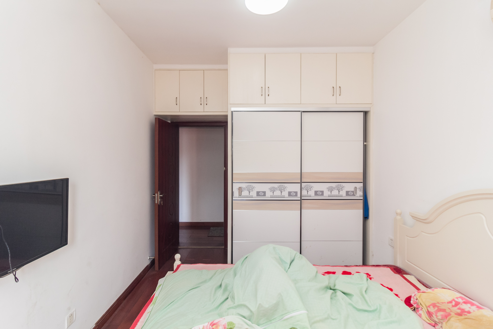 康桥长郡 2室2厅1卫 52.0万 康桥长郡 2室2厅1卫 52.0万卧室