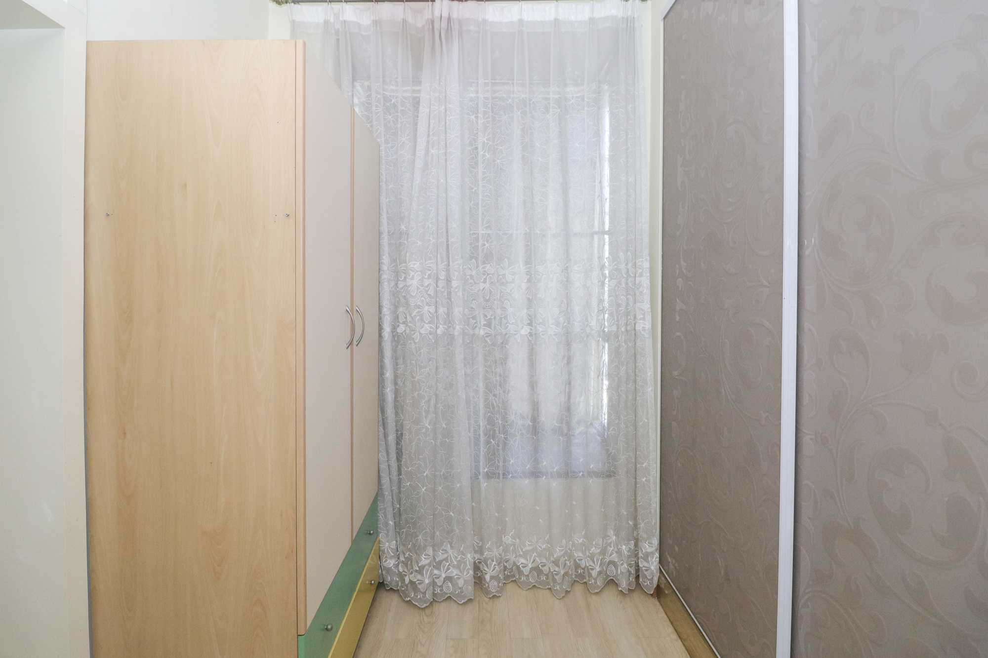 魏家坡  3室2厅2卫   183.00万卧室