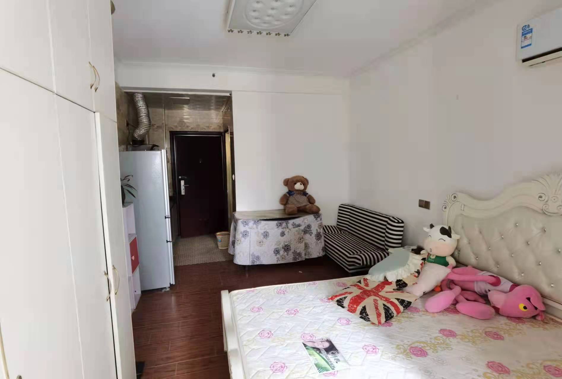 鸿星新天地  0室0厅0卫   1000.00元/月室内图