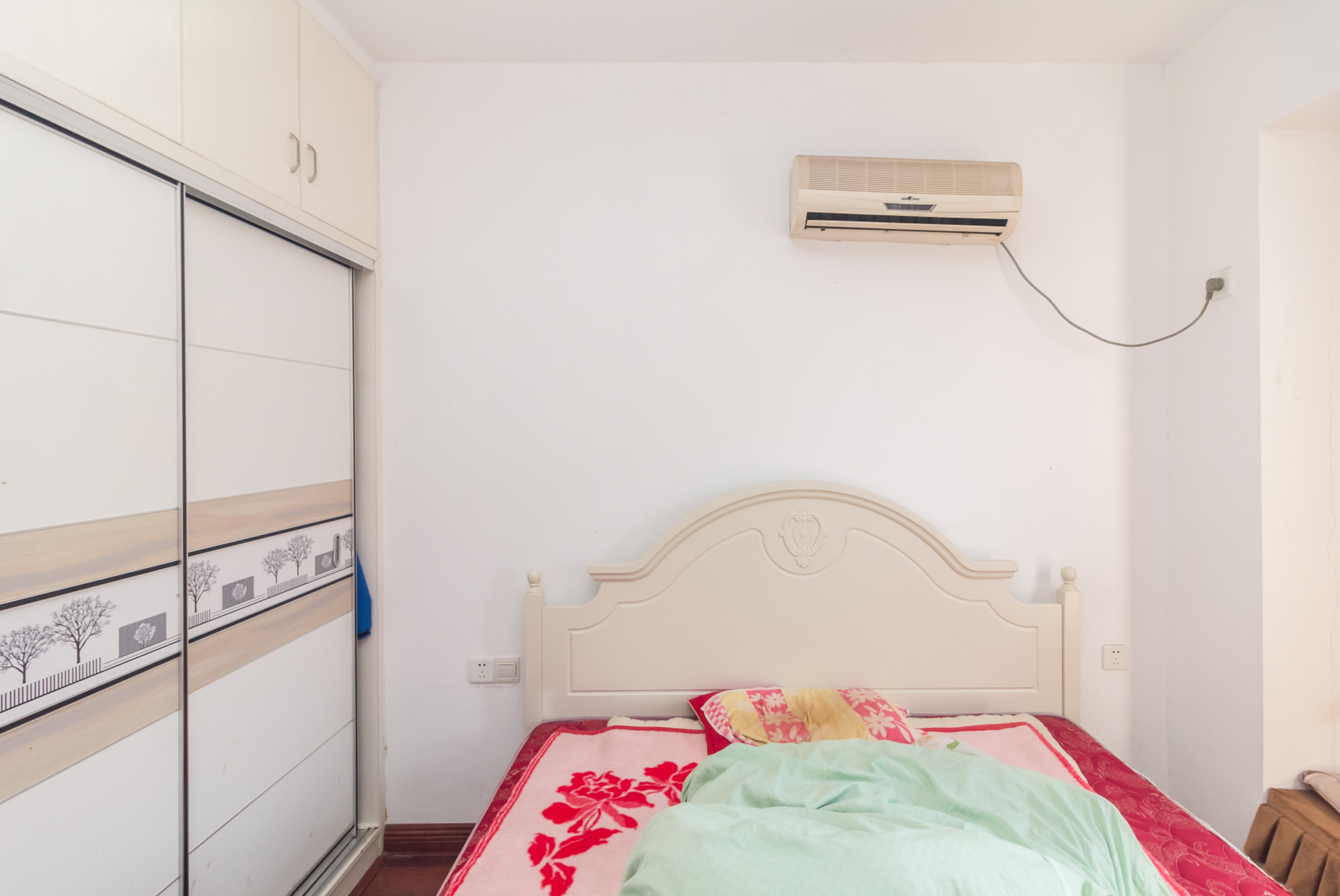 康桥长郡 2室2厅1卫 52.0万 康桥长郡 2室2厅1卫 52.0万卧室