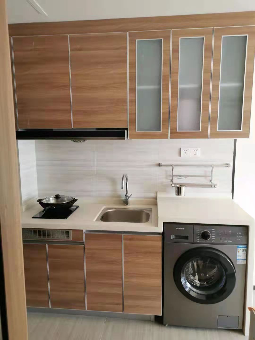 恒大御景湾 1室1厅1卫 27.5万 恒大御景湾 1室1厅1卫 27.5万客厅