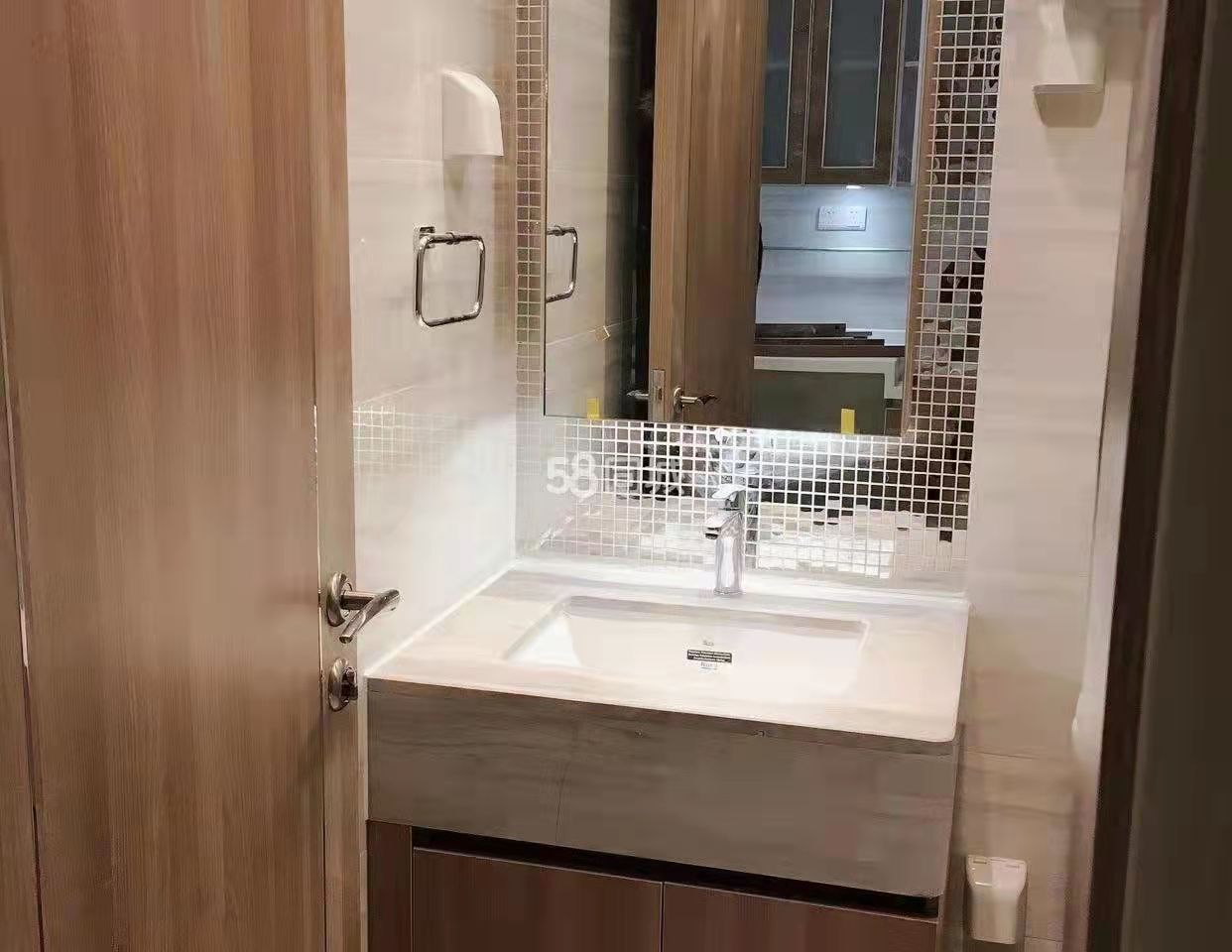 恒大御景湾 1室1厅1卫 27.5万 恒大御景湾 1室1厅1卫 27.5万客厅