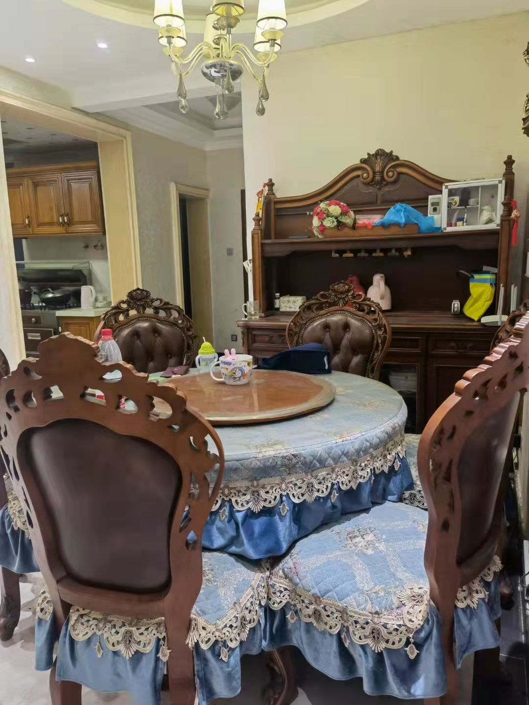 建设鑫苑  4室2厅2卫    195.0万 建设鑫苑  4室2厅2卫    195.0万客厅