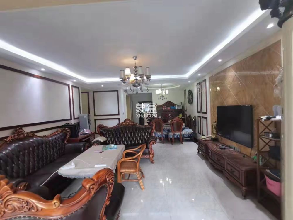 建设鑫苑  4室2厅2卫    195.0万