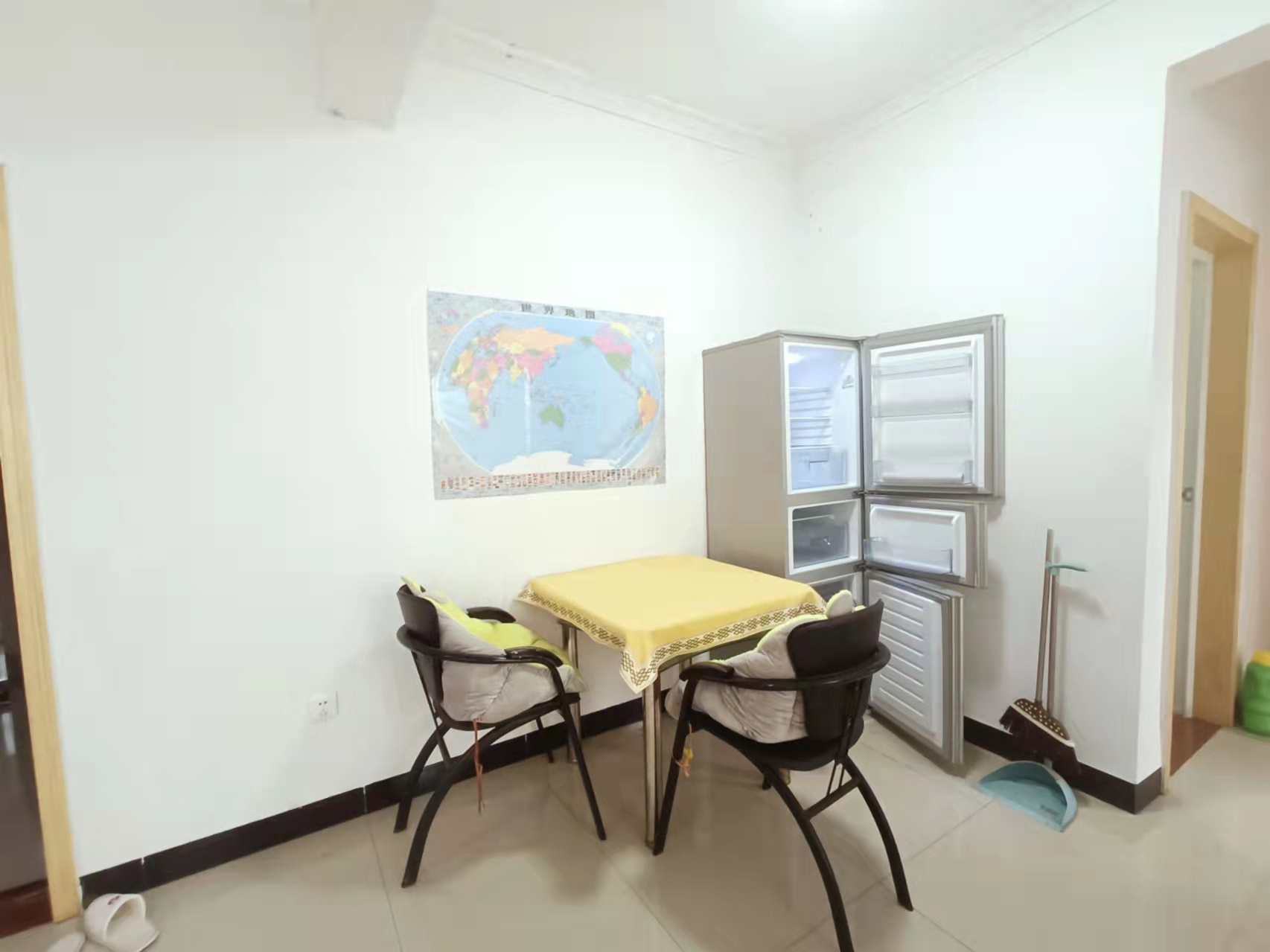 旺佳华府  2室2厅1卫    1200.0元/月 旺佳华府  2室2厅1卫    1200.0元/月室内图