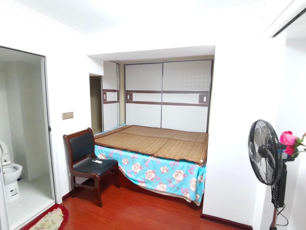 云顶上品  2室1厅1卫    1500.0元/月 云顶上品  2室1厅1卫    1500.0元/月室内图