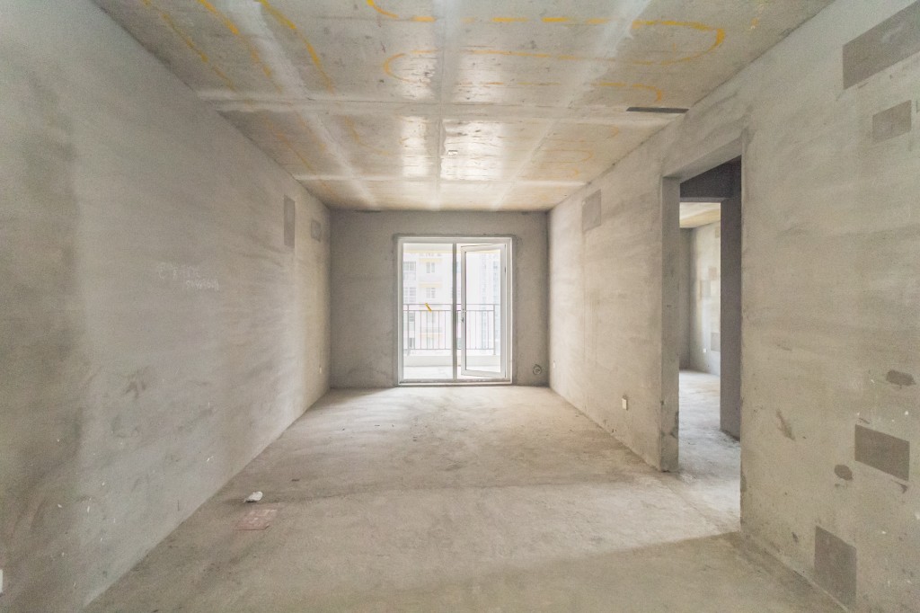 MOMA当代广场  4室2厅2卫    95.0万其他