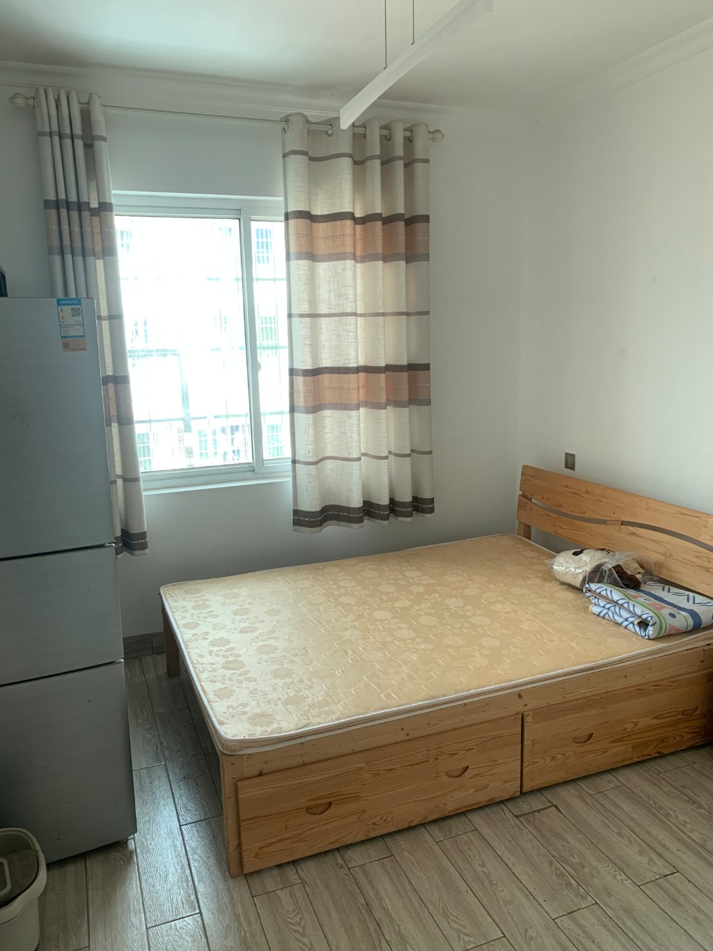 楠湖山庄  5室2厅1卫    65.0万 楠湖山庄  5室2厅1卫    65.0万客厅