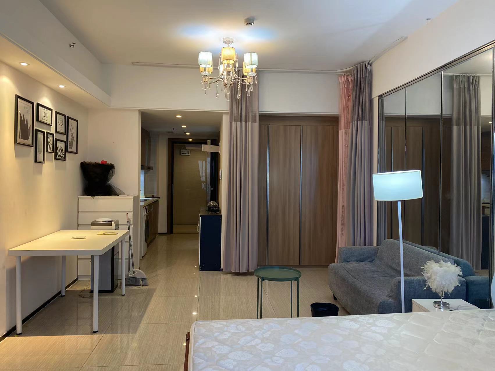 恒大绿洲 1室1厅1卫 1600.0元/月 恒大绿洲 1室1厅1卫 1600.0元/月室内图