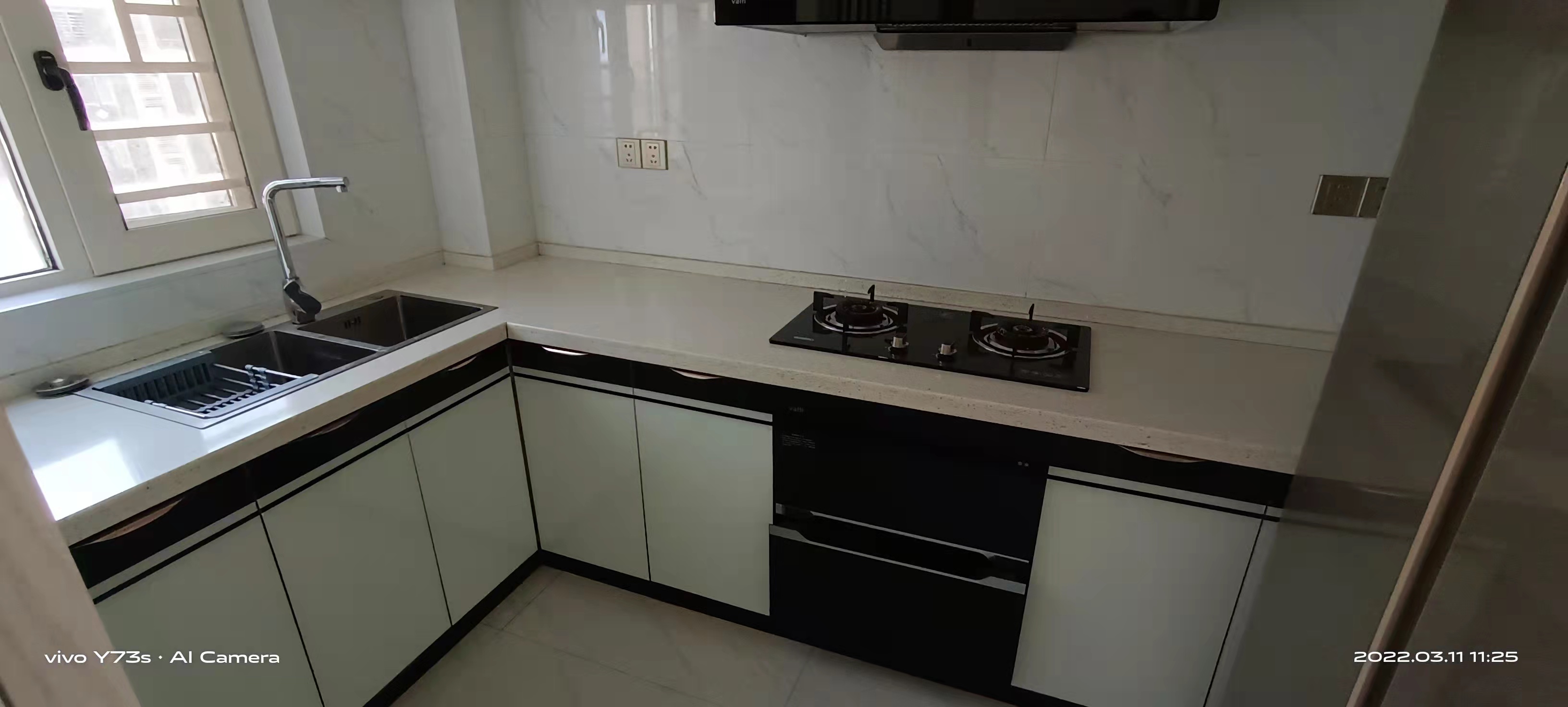 碧桂园梓山府  3室2厅2卫    2400.0元/月 碧桂园梓山府  3室2厅2卫    2400.0元/月室内图