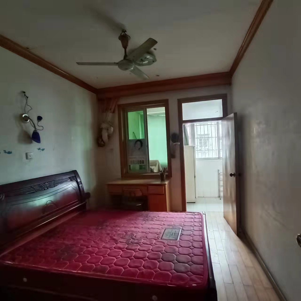 鑫山小区 2室1厅1卫 900.0元/月 鑫山小区 2室1厅1卫 900.0元/月室内图