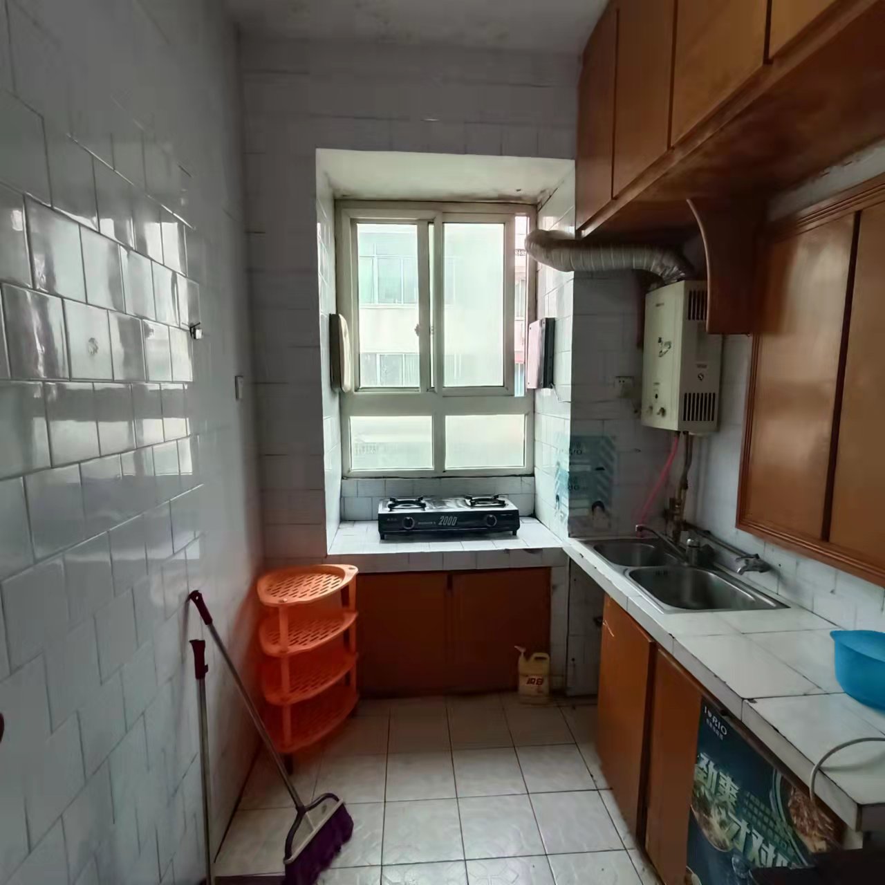 鑫山小区 2室1厅1卫 900.0元/月 鑫山小区 2室1厅1卫 900.0元/月室内图