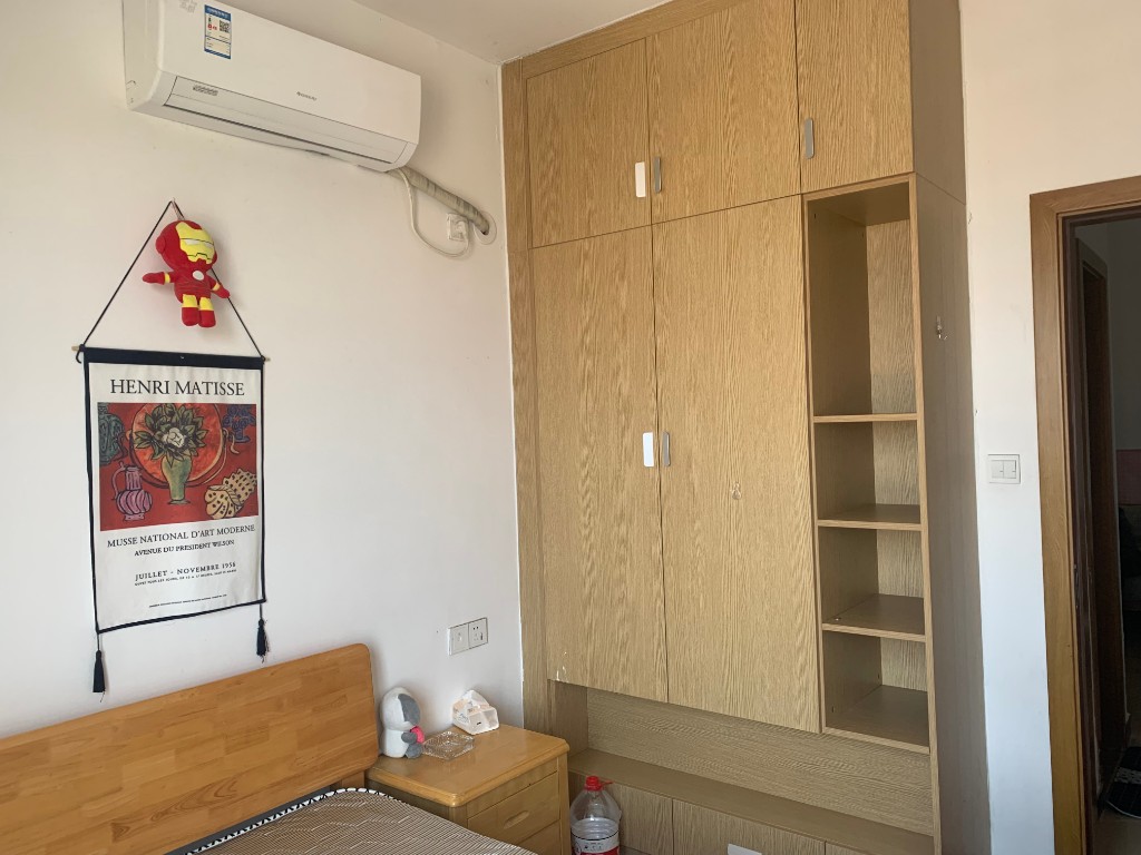 珠江愉景新城  1室1厅1卫   1600.00元/月室内图