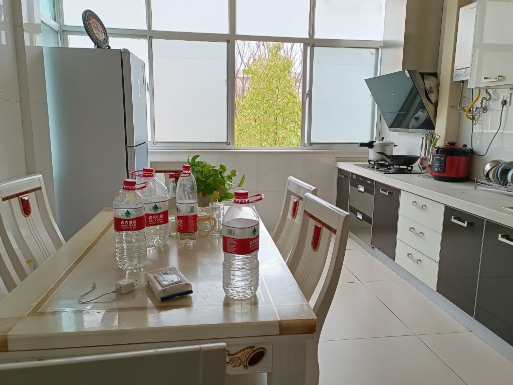 香山美境 5室2厅2卫 108.0万 香山美境 5室2厅2卫 108.0万客厅