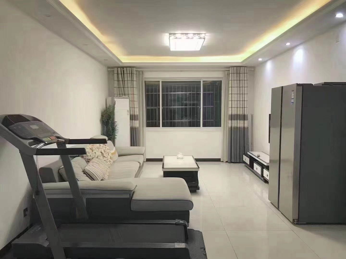 楠湖山庄  5室2厅1卫    65.0万 楠湖山庄  5室2厅1卫    65.0万客厅