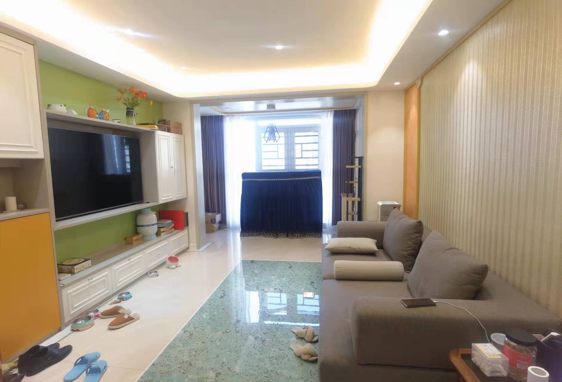 经世龙城 3室2厅1卫 99.8万 经世龙城 3室2厅1卫 99.8万客厅