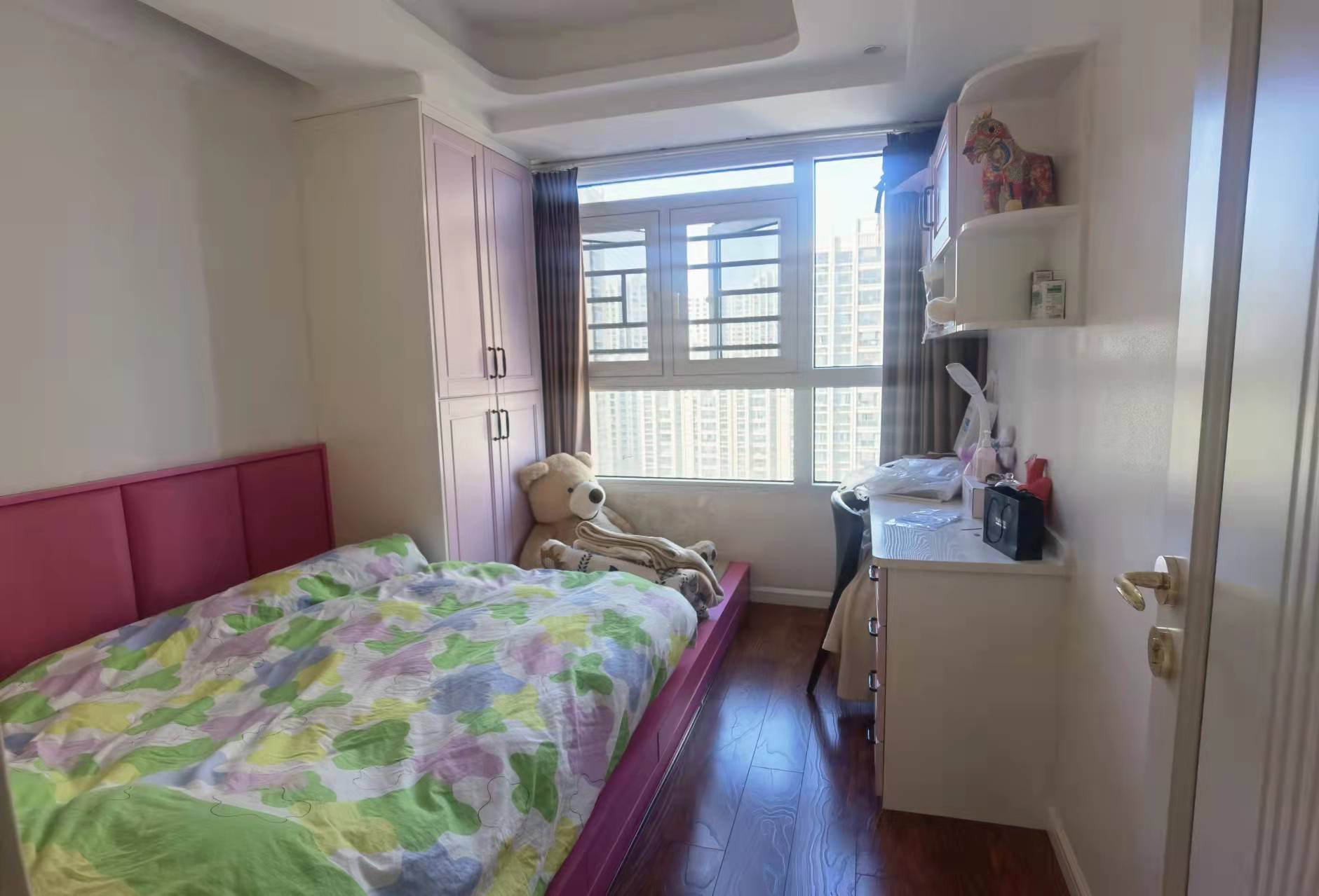 经世龙城 3室2厅1卫 99.8万 经世龙城 3室2厅1卫 99.8万客厅