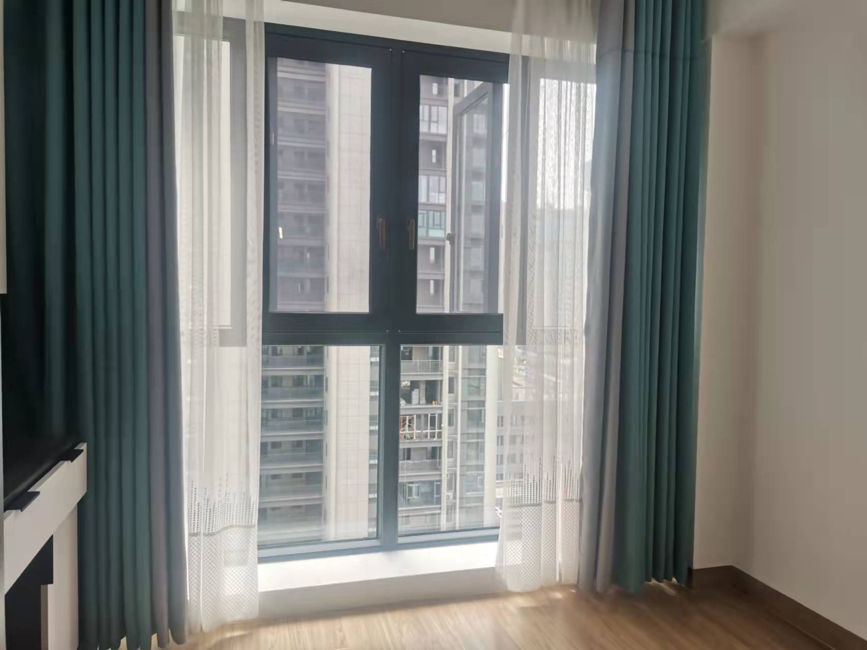 太一格 3室2厅2卫 99.80万 太一格 3室2厅2卫 99.80万阳台