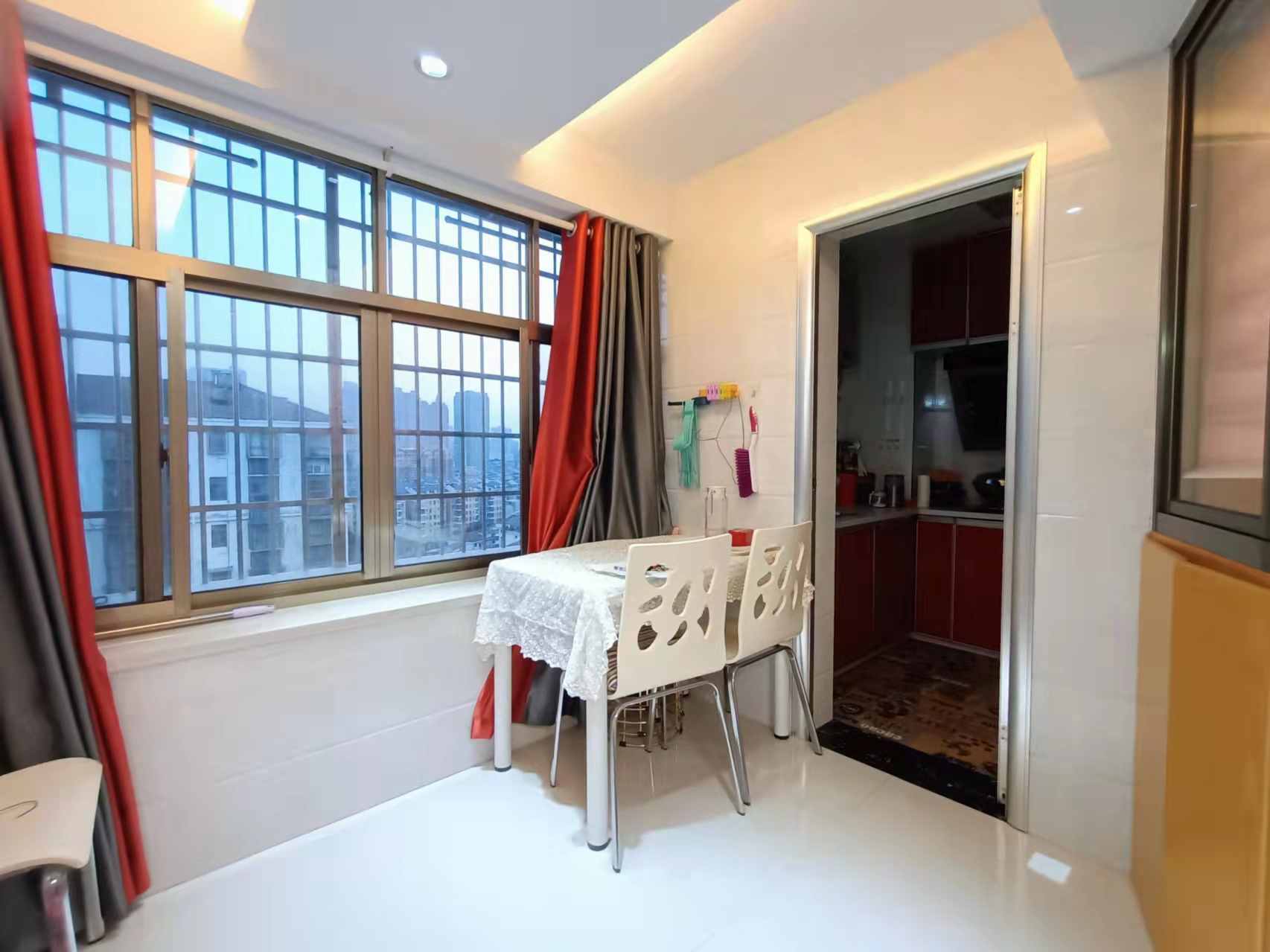 益秀园 1室2厅1卫 45.0万 益秀园 1室2厅1卫 45.0万厨房