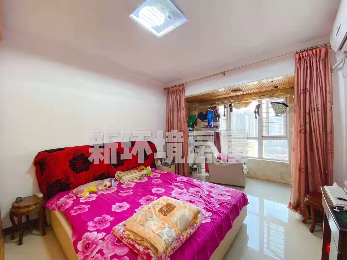 华城泊郡 3室2厅1卫 3400.00元/月 华城泊郡 3室2厅1卫 3400.00元/月室内图