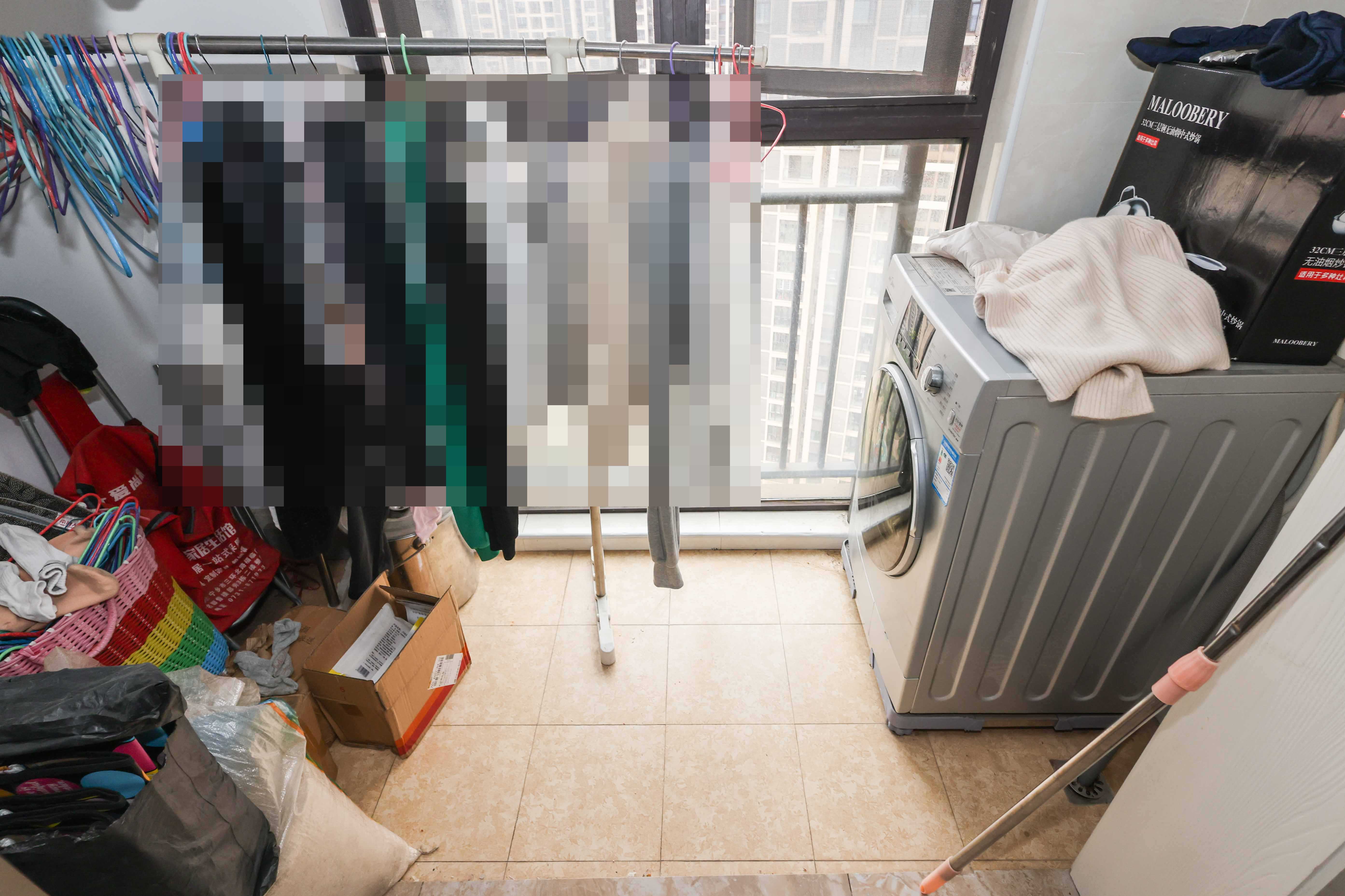 梅溪鑫苑名家  3室2厅2卫    155.0万厨房