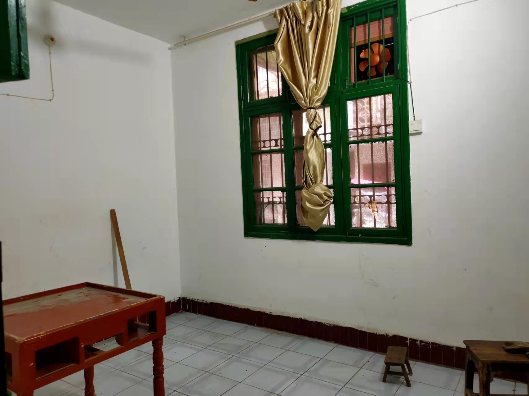 梓园社区(麻纺厂宿舍) 2室1厅1卫 21.8万 梓园社区(麻纺厂宿舍) 2室1厅1卫 21.8万客厅