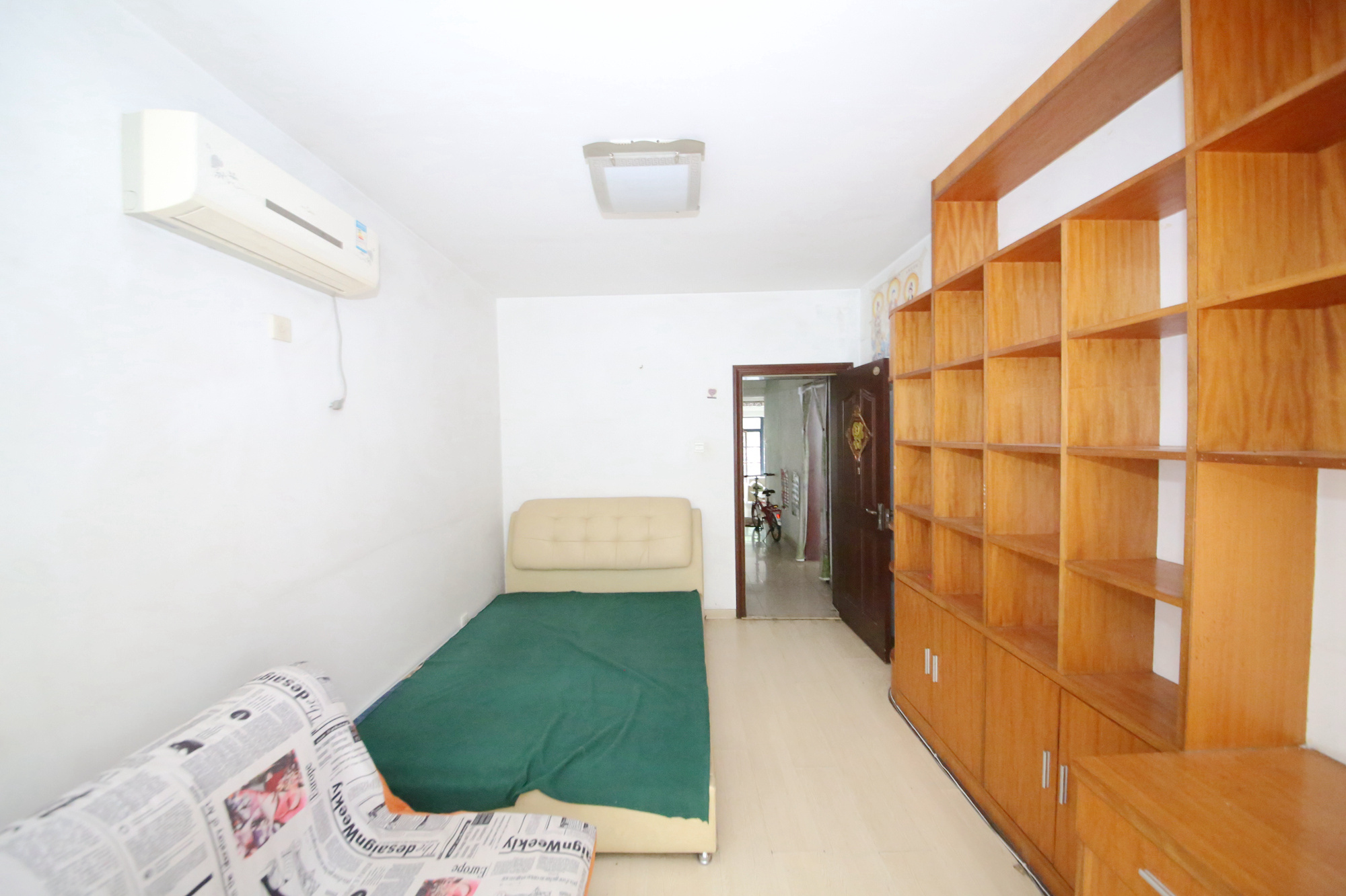 中江锦城  3室2厅1卫    85.0万 中江锦城  3室2厅1卫    85.0万卧室