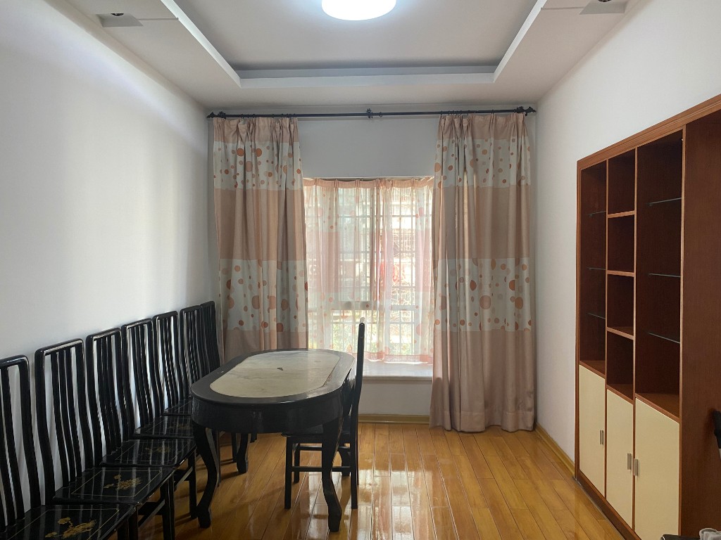 建设路口环保局  4室2厅2卫   2000.00元/月室内图