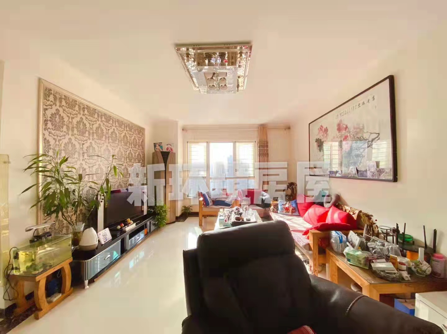 华城泊郡 3室2厅1卫 3400.00元/月 华城泊郡 3室2厅1卫 3400.00元/月室内图