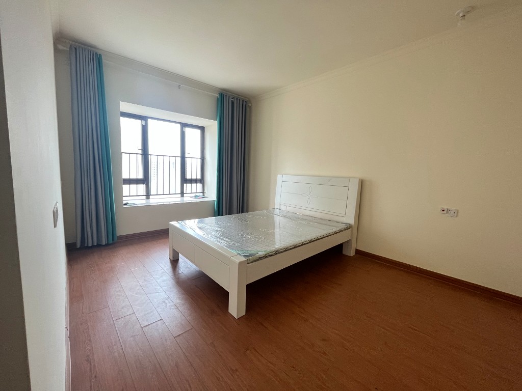 碧桂园豪园 3室2厅2卫 1500.0元/月 碧桂园豪园 3室2厅2卫 1500.0元/月室内图