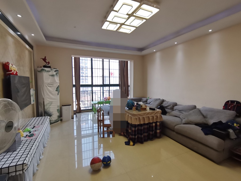 西域名邸  3室2厅2卫    102.0万 西域名邸  3室2厅2卫    102.0万