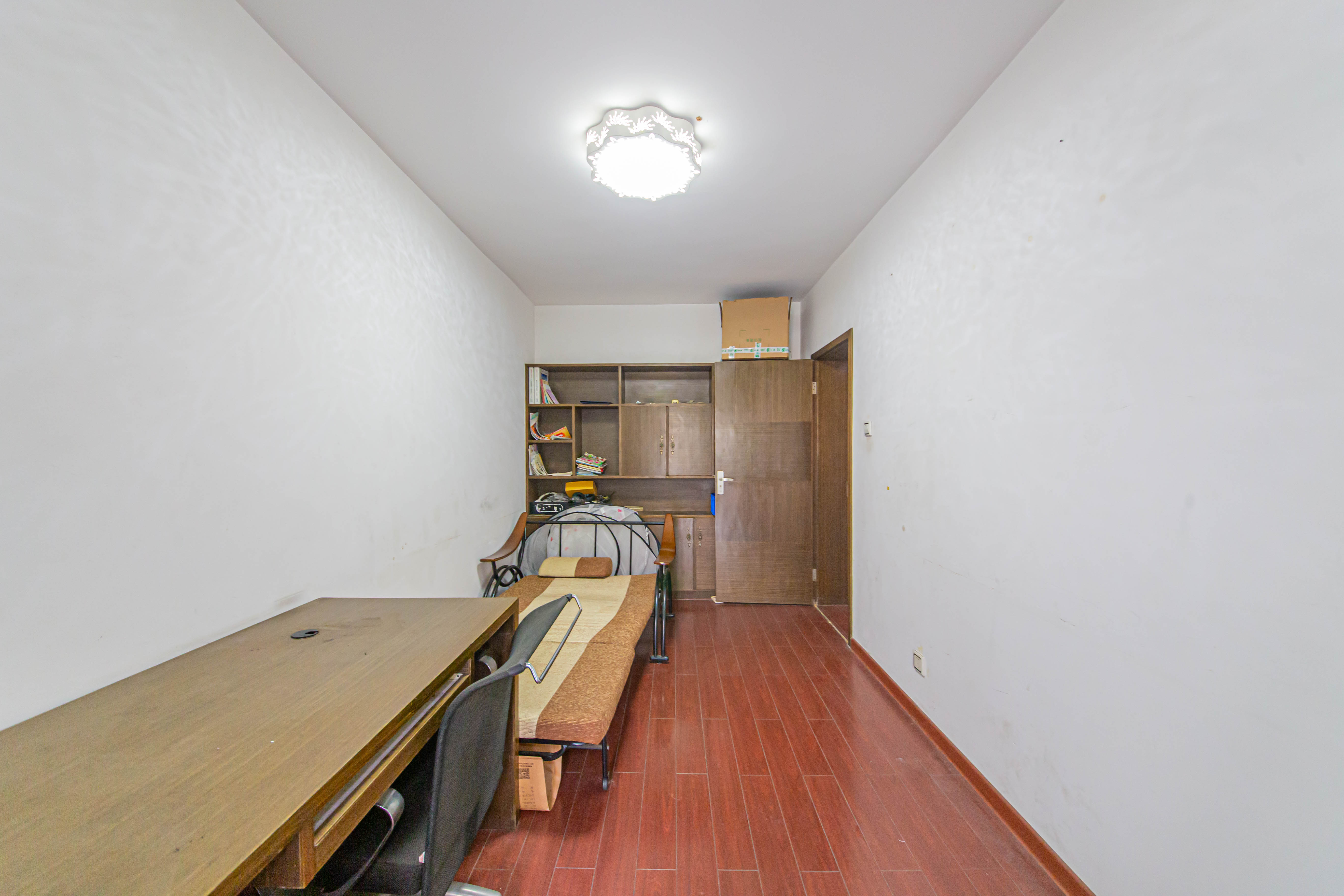 盛世康城  3室2厅2卫    120.0万卧室