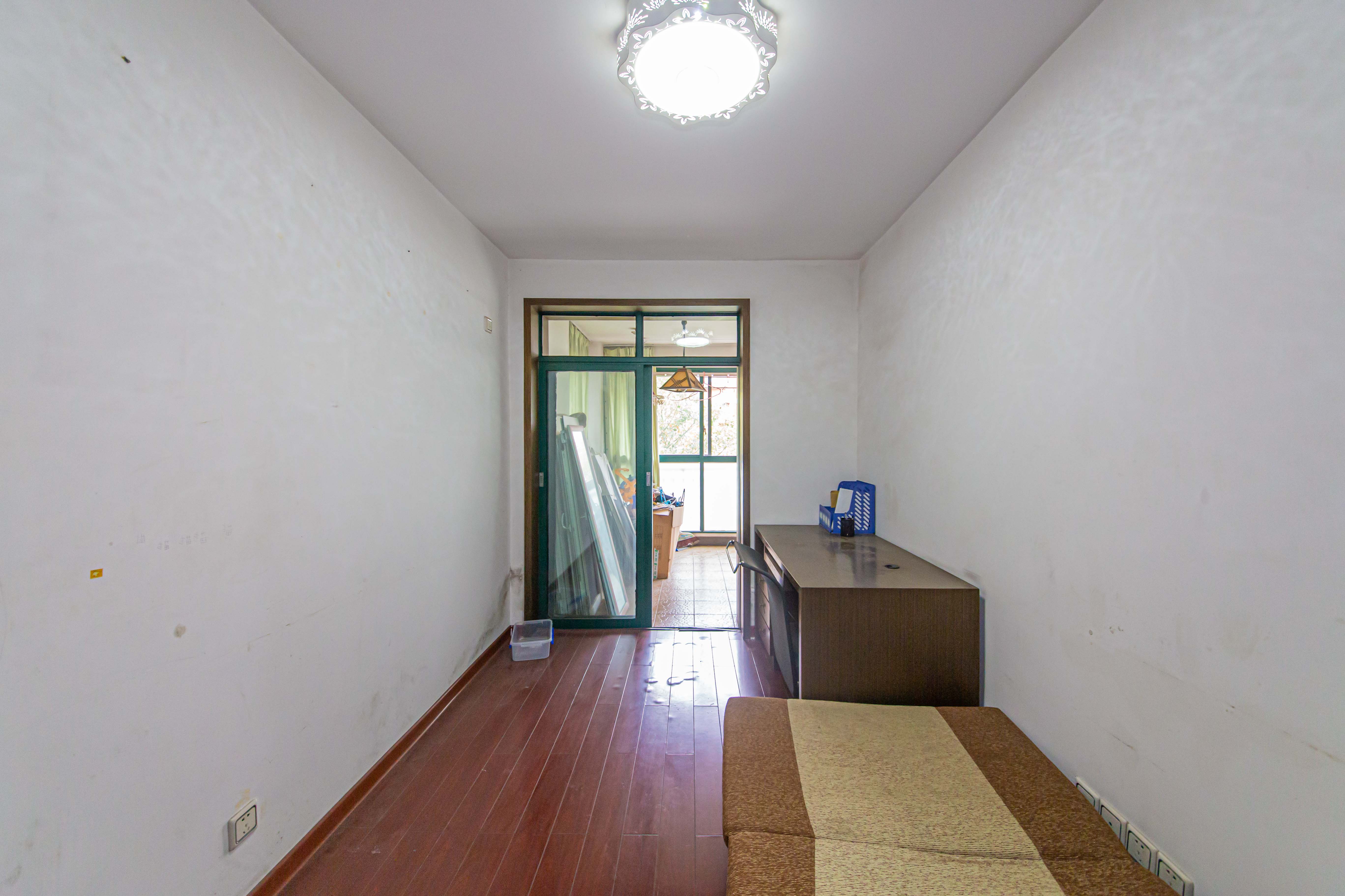 盛世康城  3室2厅2卫    120.0万卧室