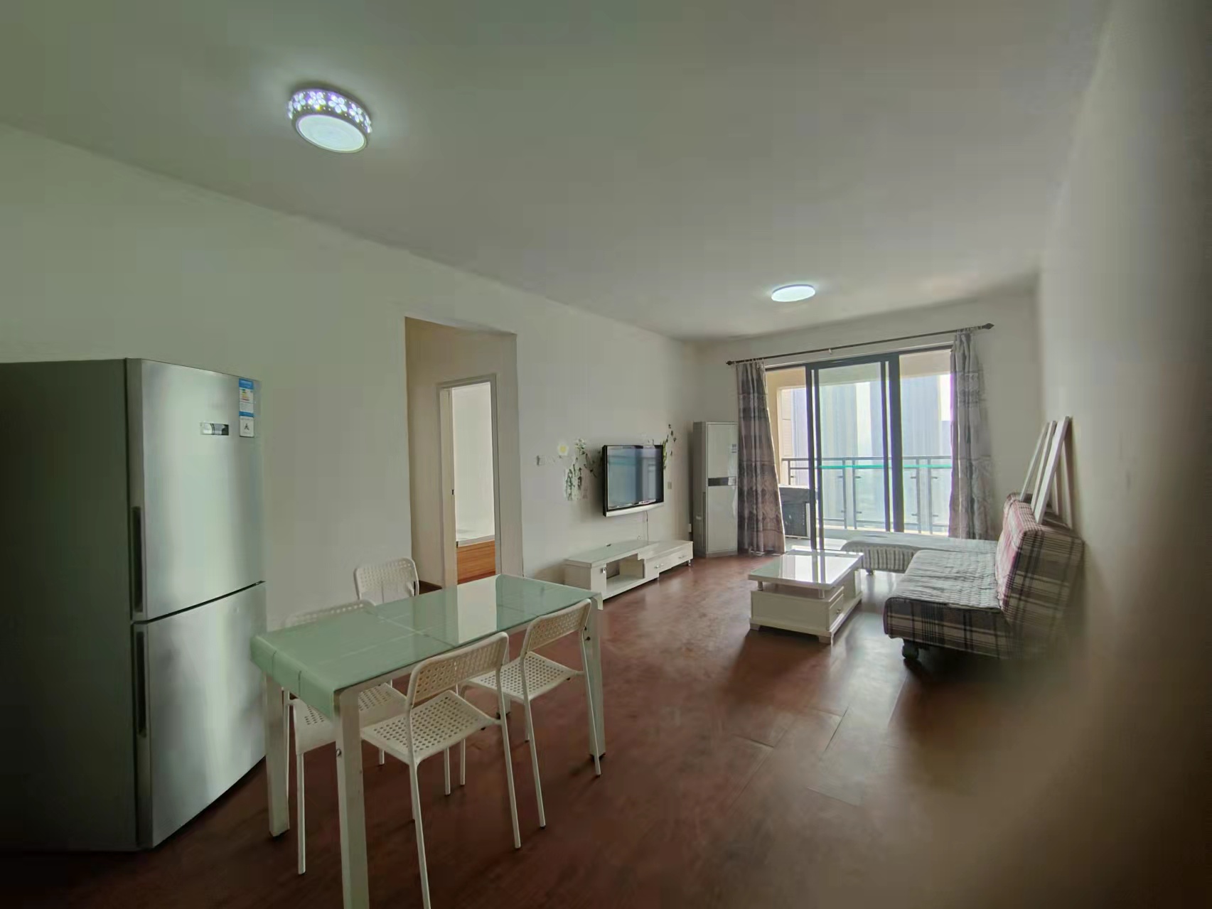 远大中央公园一期 2室2厅1卫 2000.0元/月 远大中央公园一期 2室2厅1卫 2000.0元/月室内图