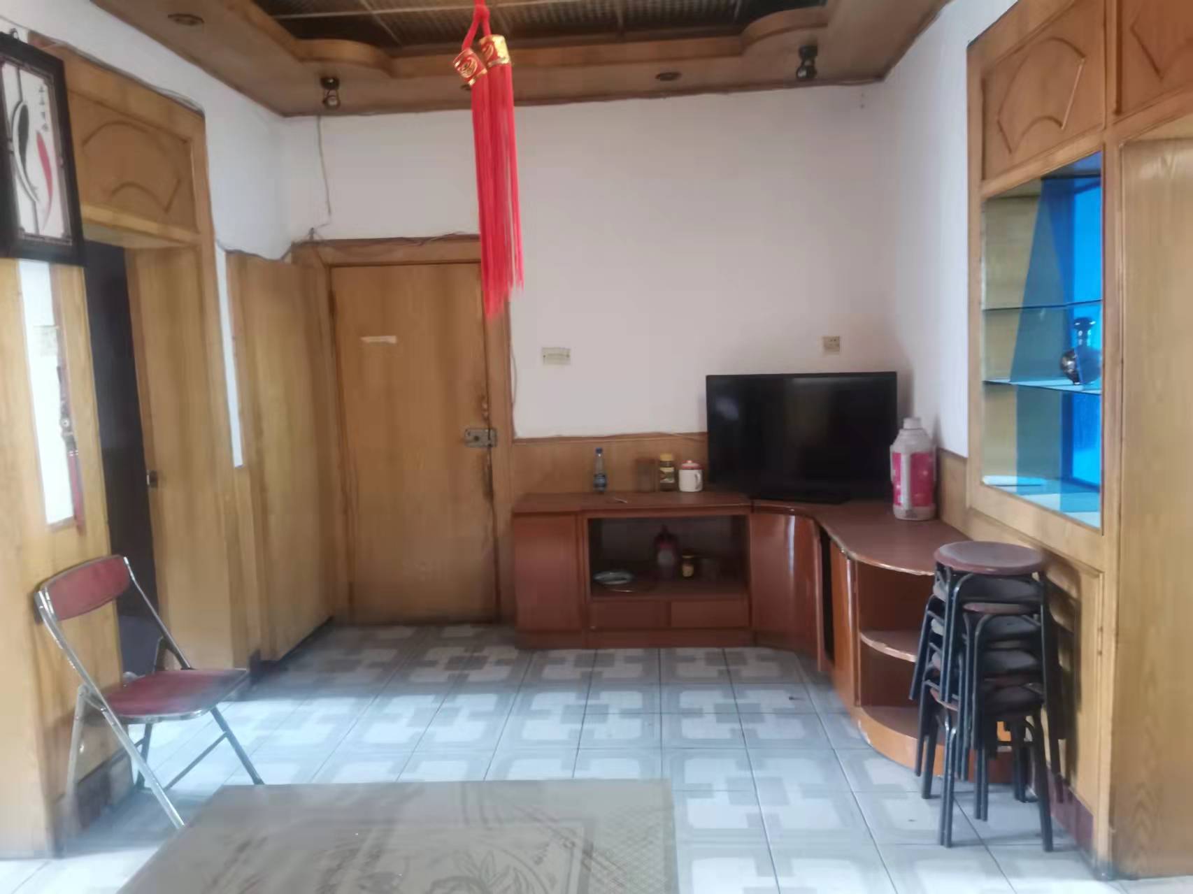 公园社区(青山小区)  3室1厅1卫    19.8万 公园社区(青山小区)  3室1厅1卫    19.8万客厅