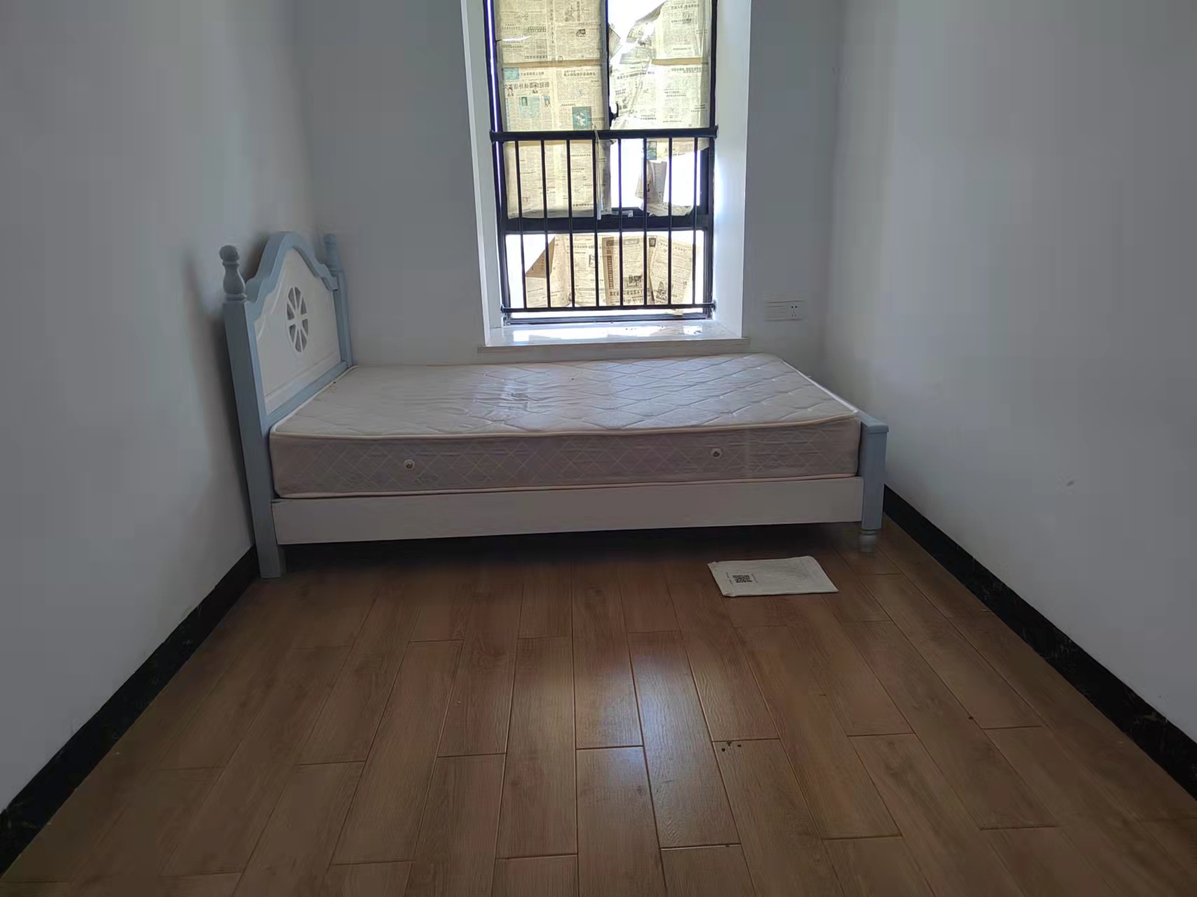 棕榈园 3室2厅1卫 2100.0元/月 棕榈园 3室2厅1卫 2100.0元/月室内图