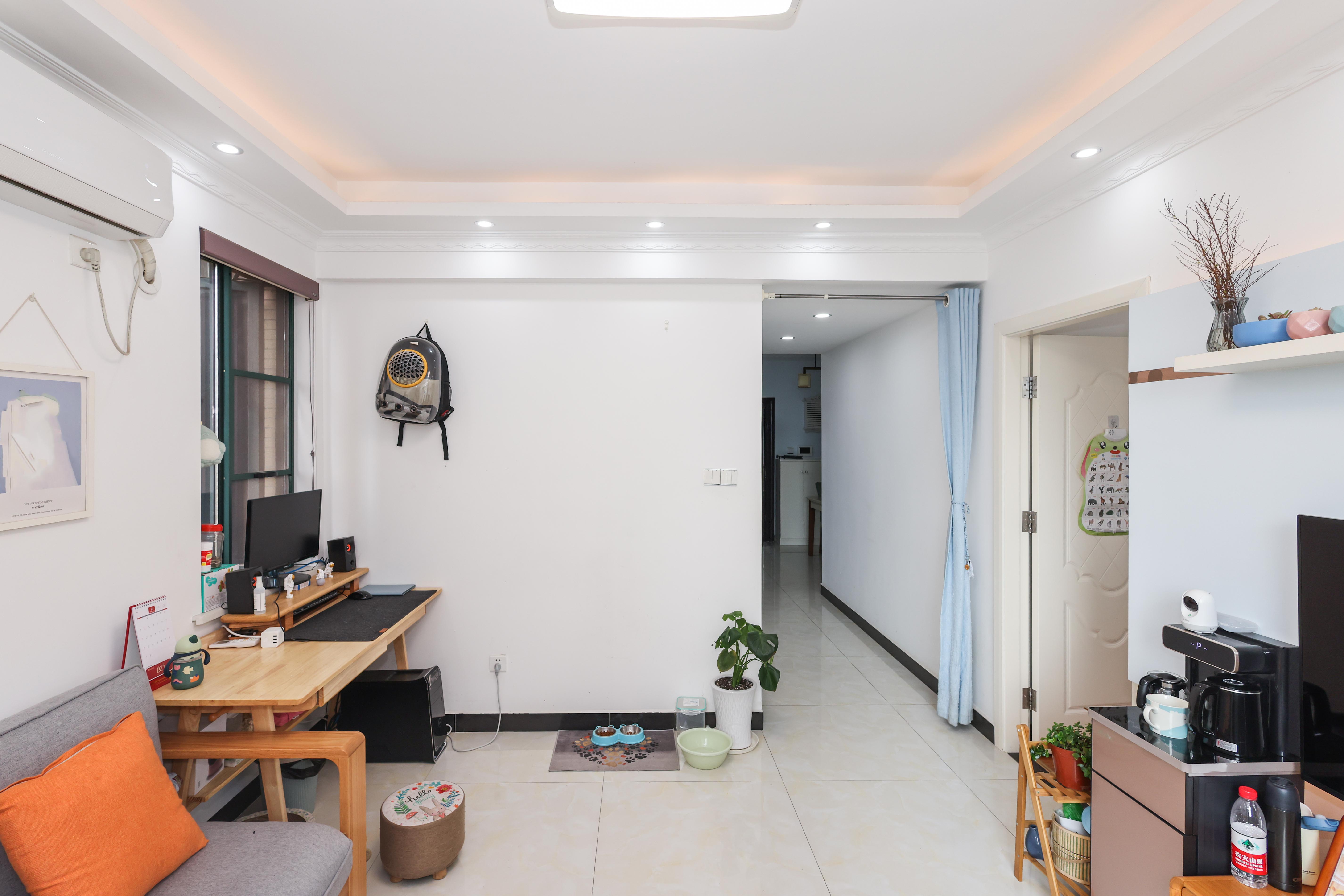 凯特梅溪紫郡 3室2厅1卫 99.0万 凯特梅溪紫郡 3室2厅1卫 99.0万客厅