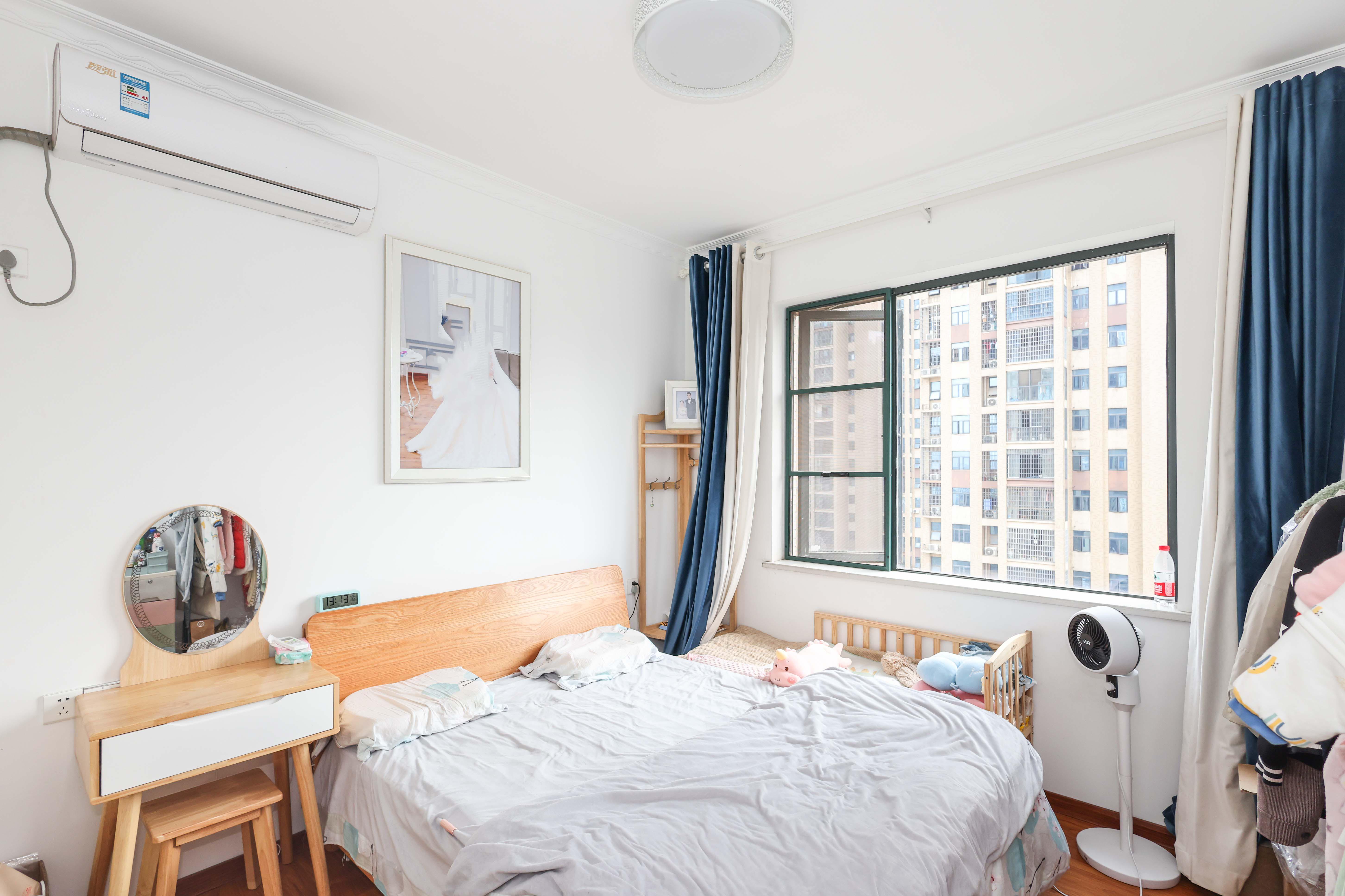 凯特梅溪紫郡 3室2厅1卫 99.0万 凯特梅溪紫郡 3室2厅1卫 99.0万卧室