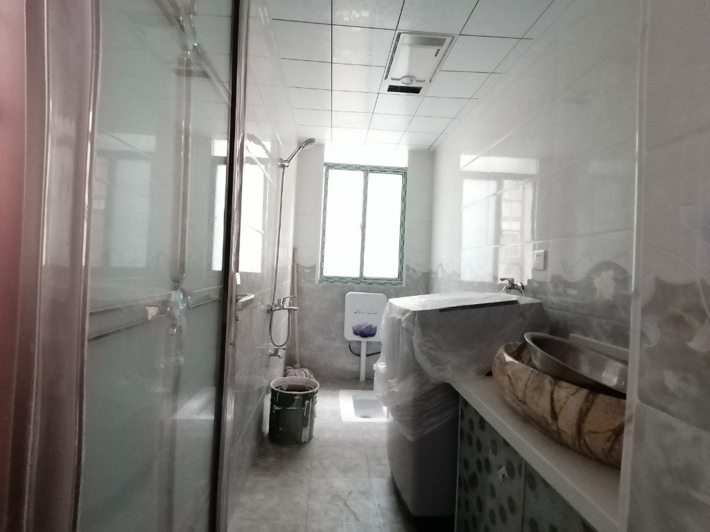 马良社区 3室2厅2卫 1400.0元/月 马良社区 3室2厅2卫 1400.0元/月室内图