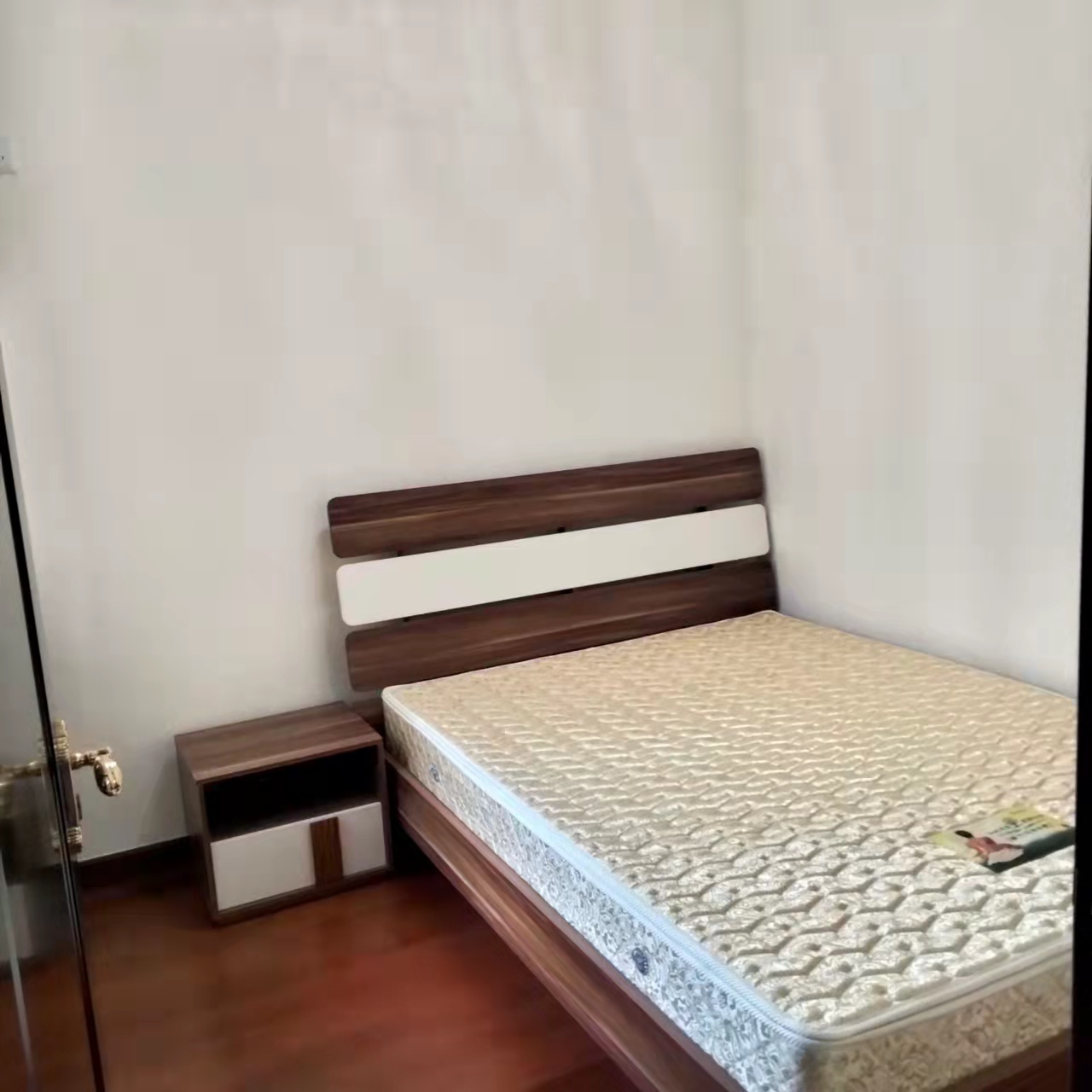 恒大绿洲 3室2厅1卫 2100.0元/月 恒大绿洲 3室2厅1卫 2100.0元/月室内图