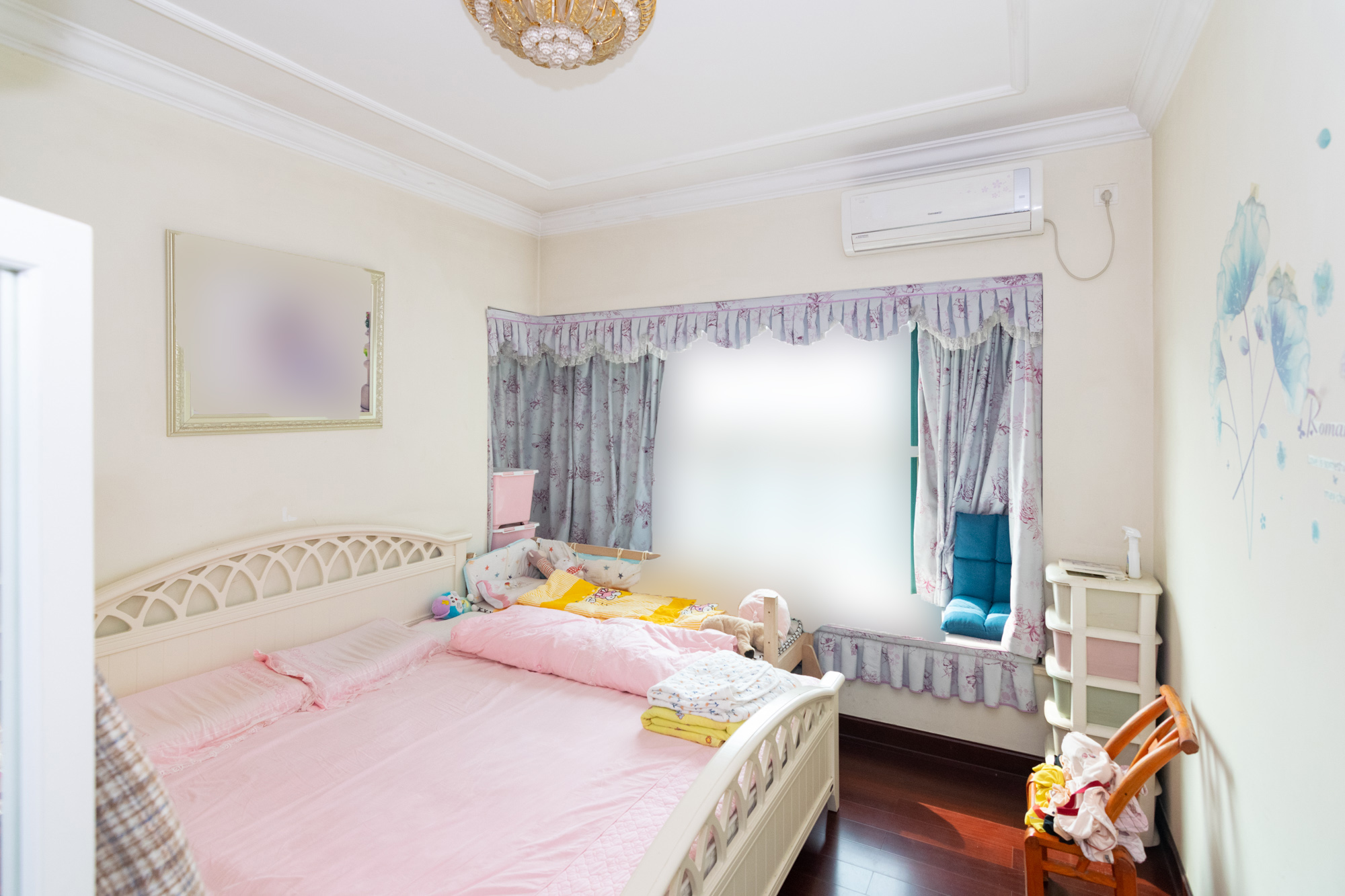 恒大名都  2室2厅1卫    63.0万卧室