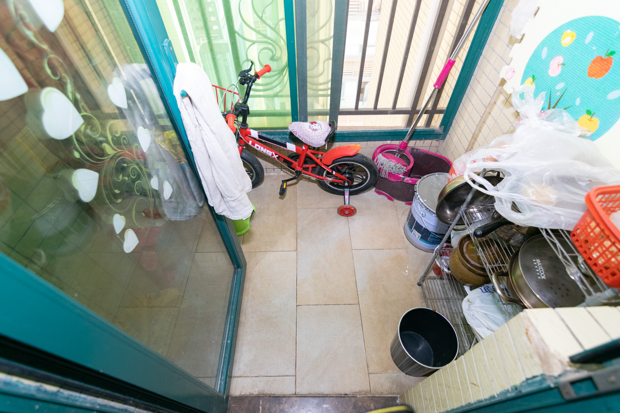 恒大名都  2室2厅1卫    63.0万阳台