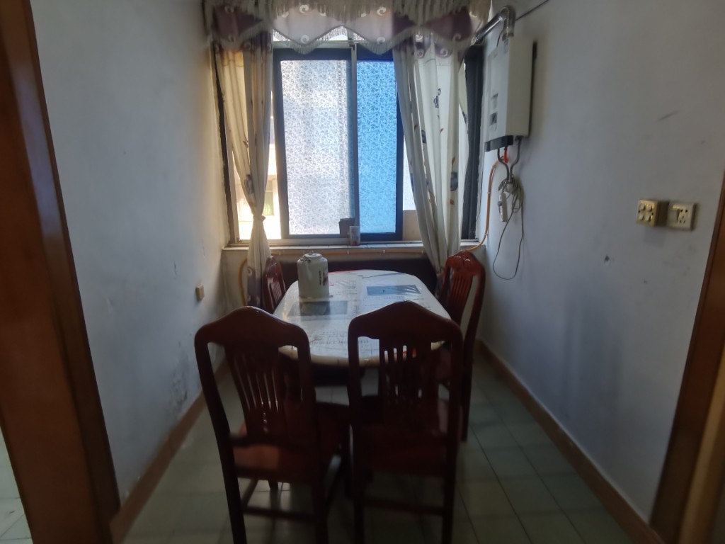 针织新村小区(内衣厂家属楼)  2室2厅1卫    700.0元/月 针织新村小区(内衣厂家属楼)  2室2厅1卫    700.0元/月室内图