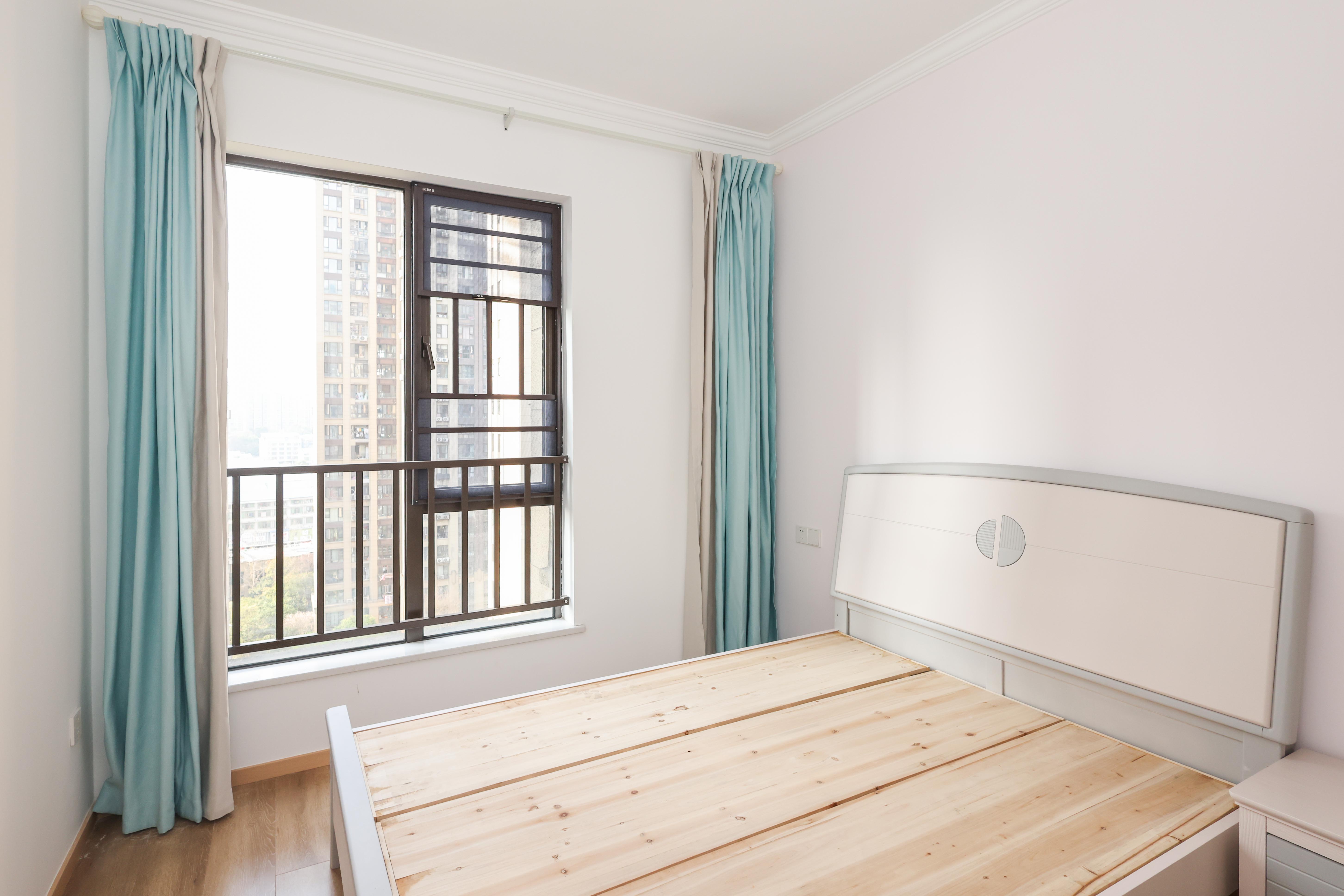 梅溪湖金茂悦（金悦雅苑）  4室2厅2卫    305.0万卧室