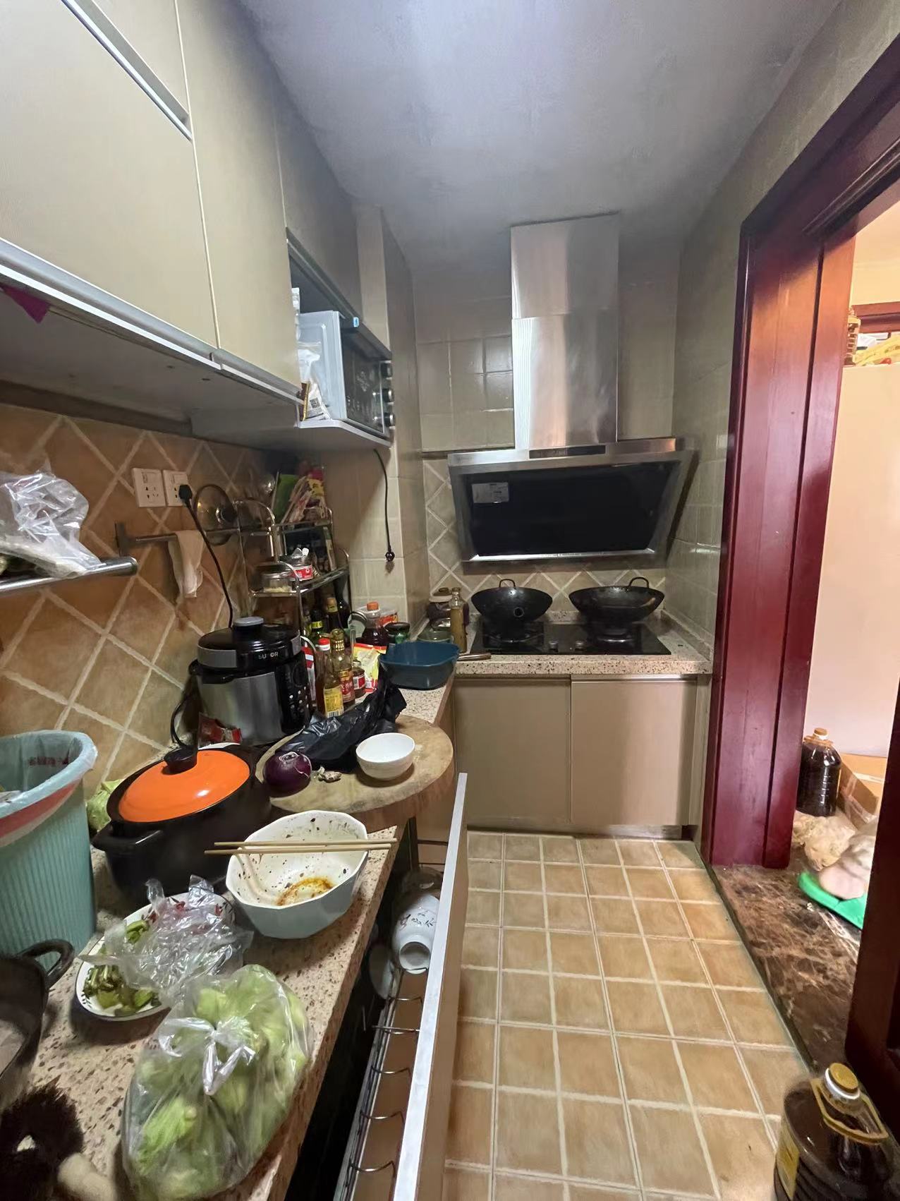 佳兆业君汇上品  3室2厅2卫   2200.00元/月室内图