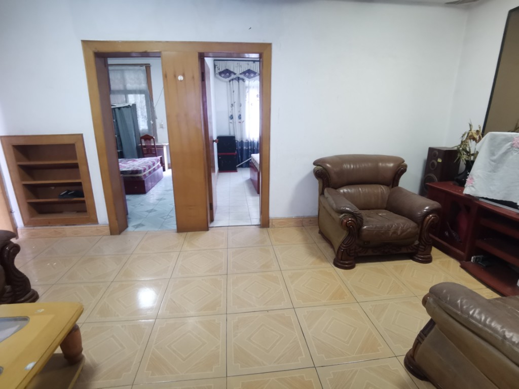 针织新村小区(内衣厂家属楼)  2室2厅1卫    700.0元/月 针织新村小区(内衣厂家属楼)  2室2厅1卫    700.0元/月室内图