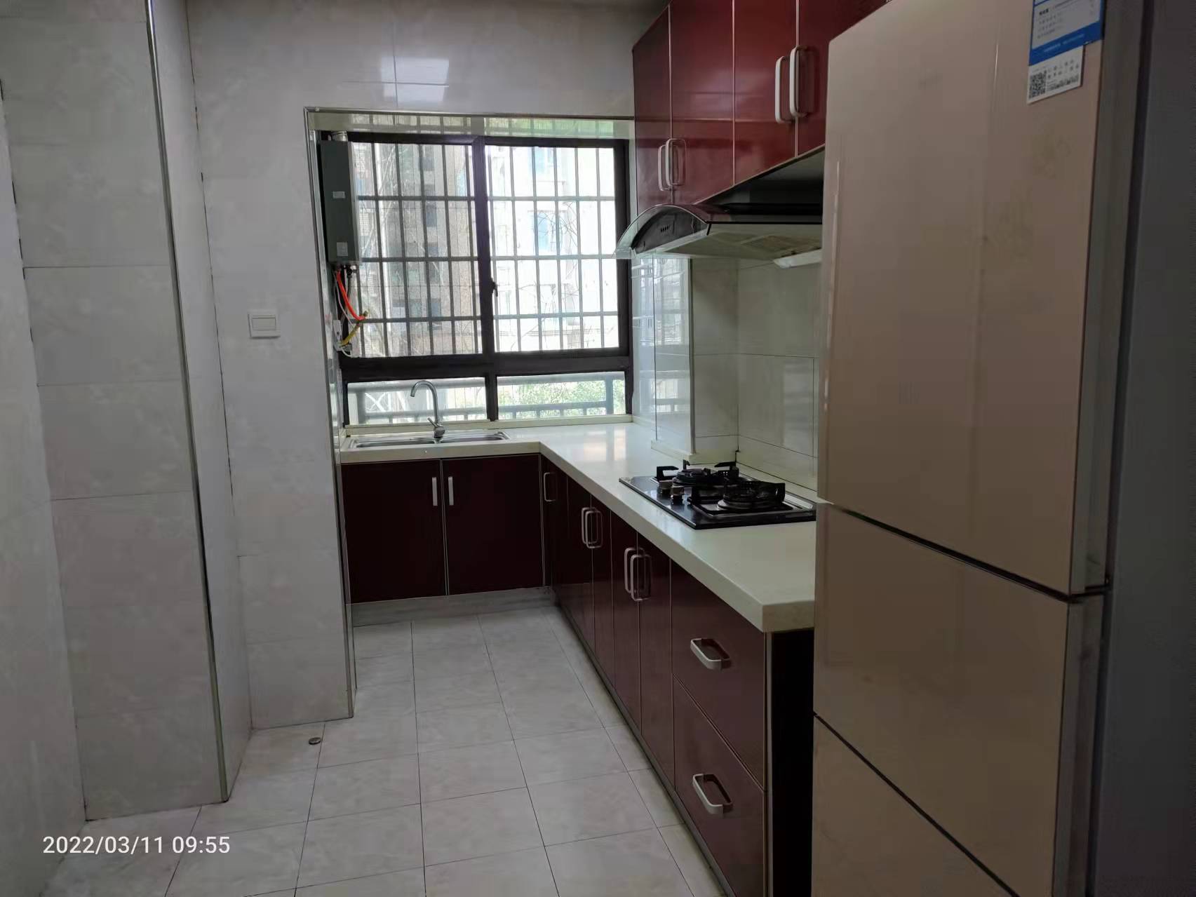 湾田家园  3室2厅2卫    108.8万 湾田家园  3室2厅2卫    108.8万客厅